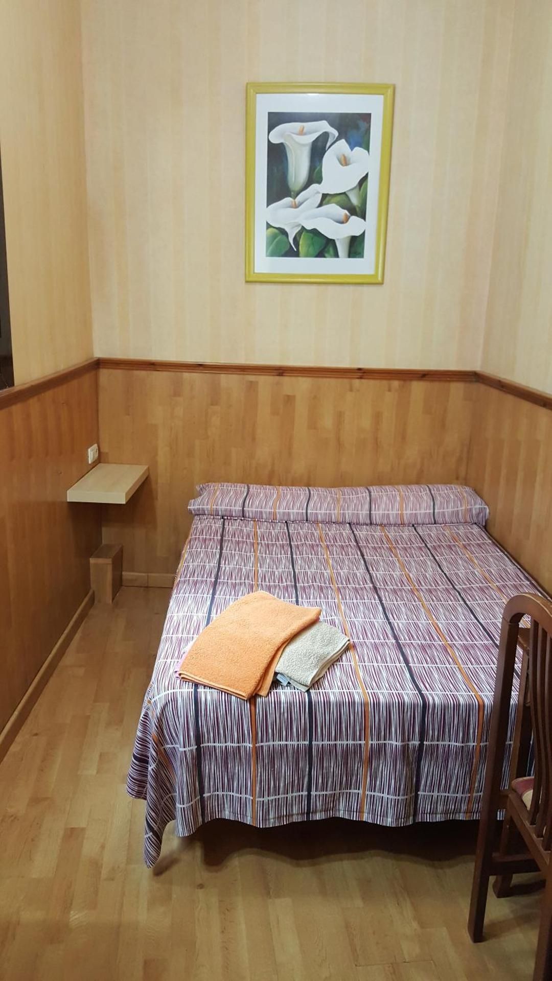 Economy Double Room with Shared Bathroom