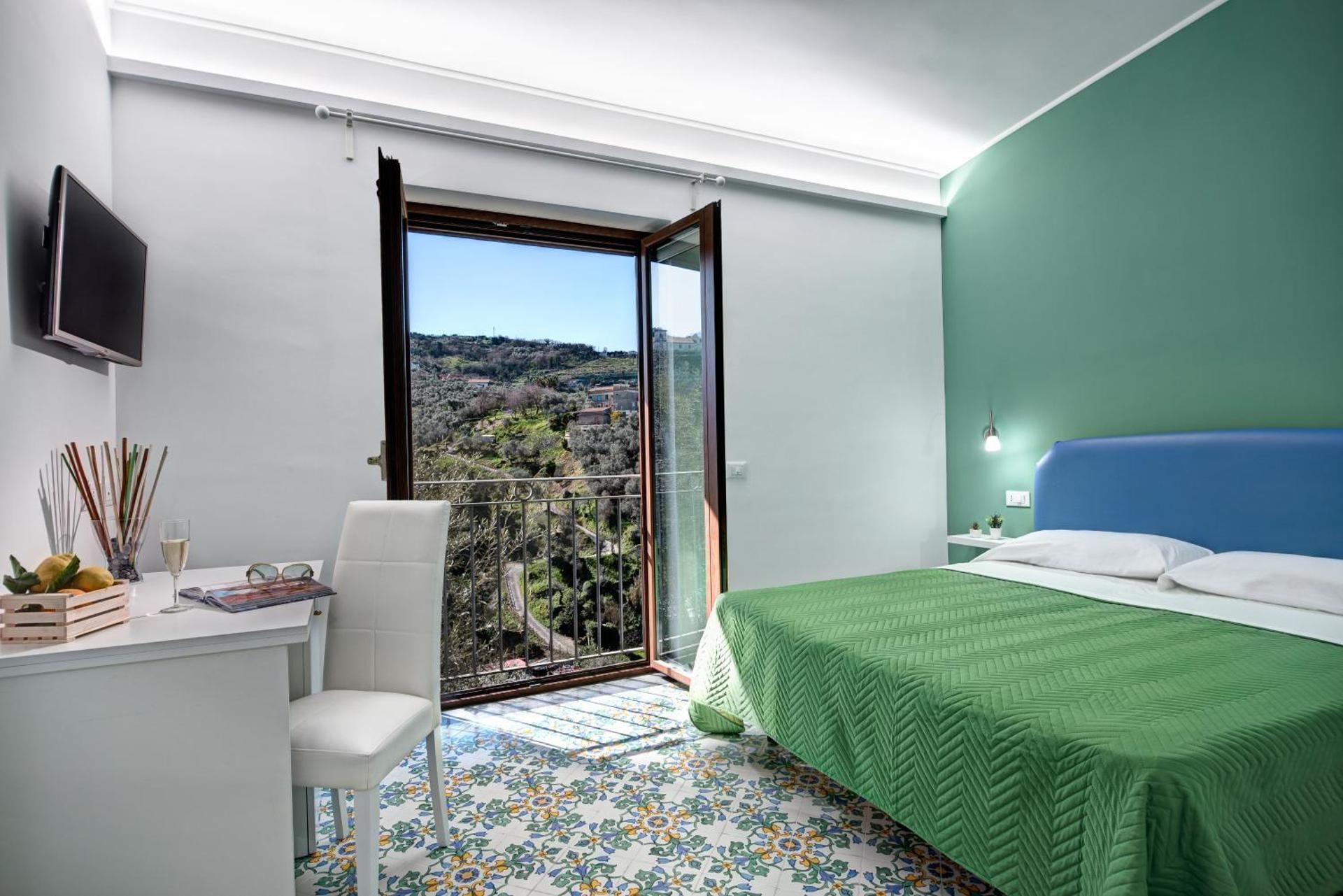 Partial Sea View Room
