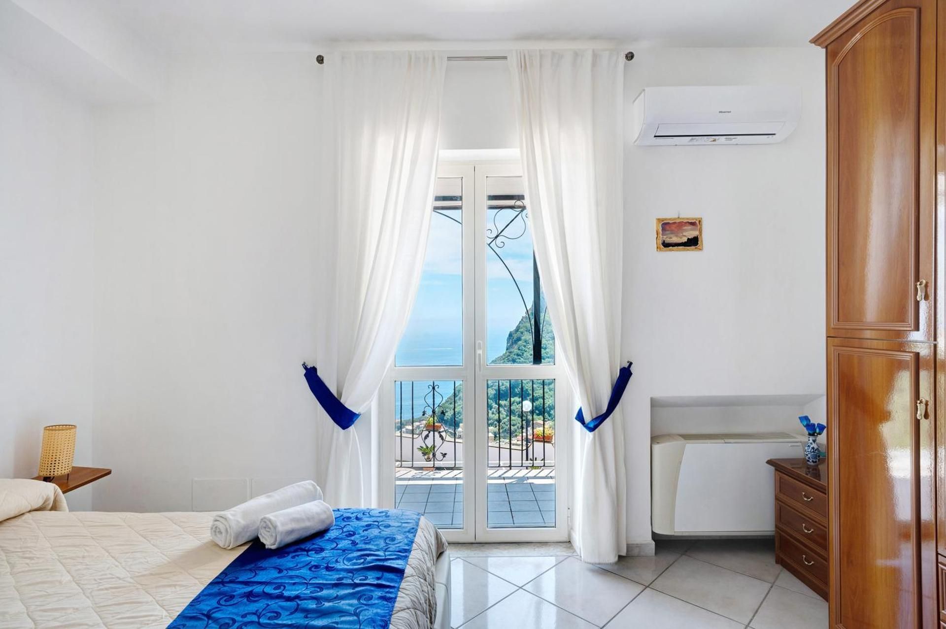 Superior One-Bedroom Apartment with Balcony