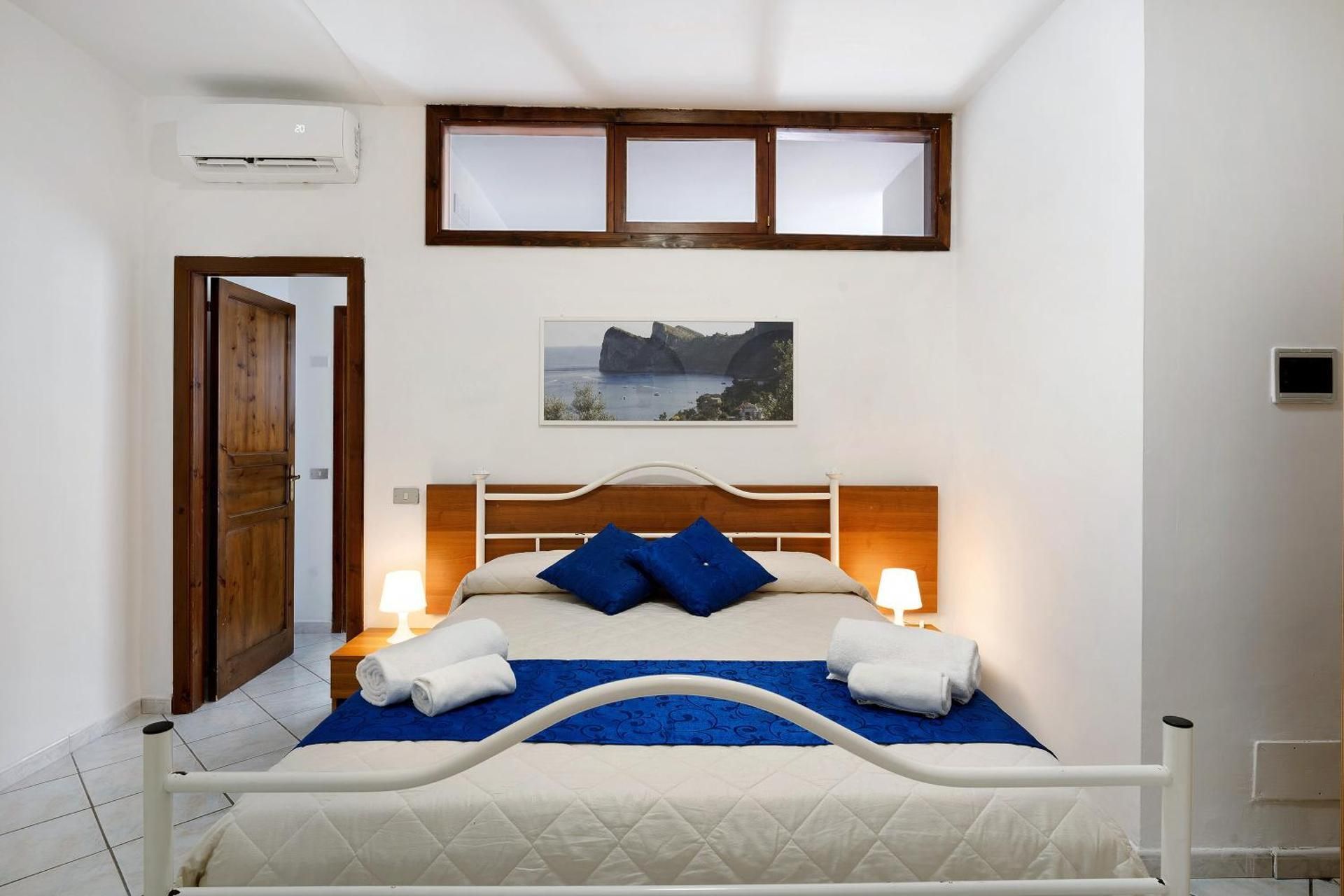 Studio Apartment with Sea View