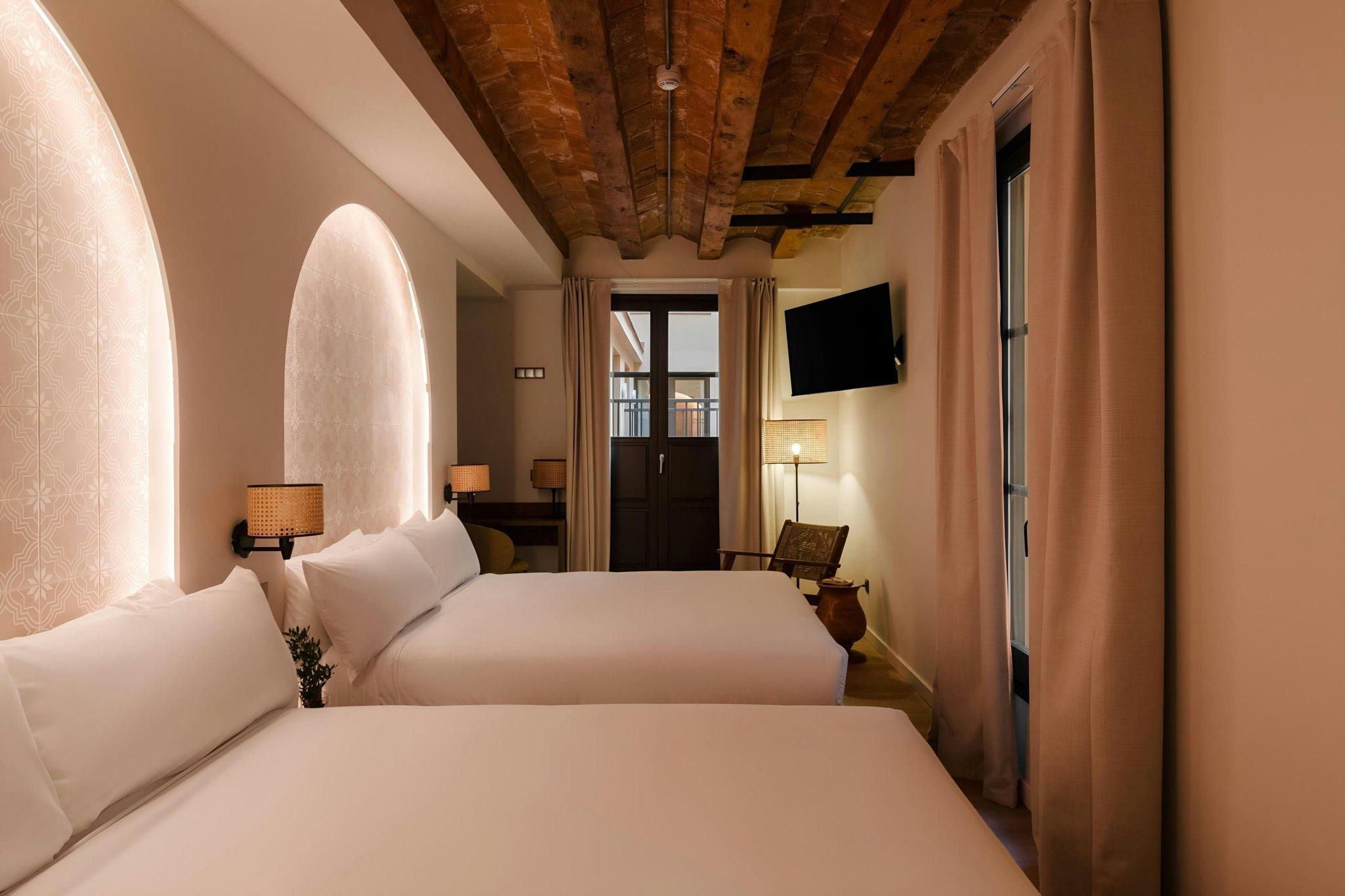 Courtyard, Guest room, 2 Queen
