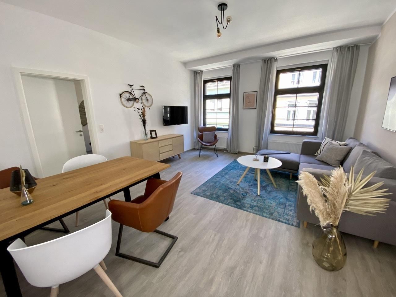 sechs-Apartment-Eigenes Badezimmer