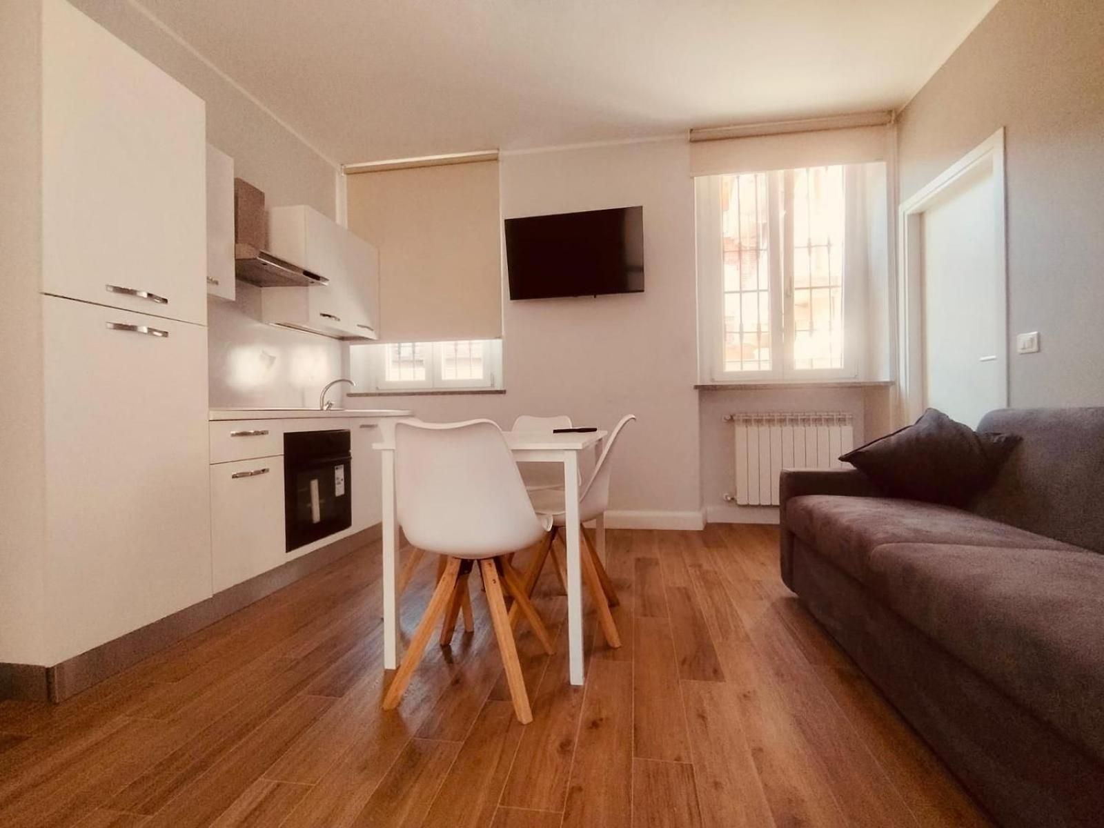 Studio Apartment