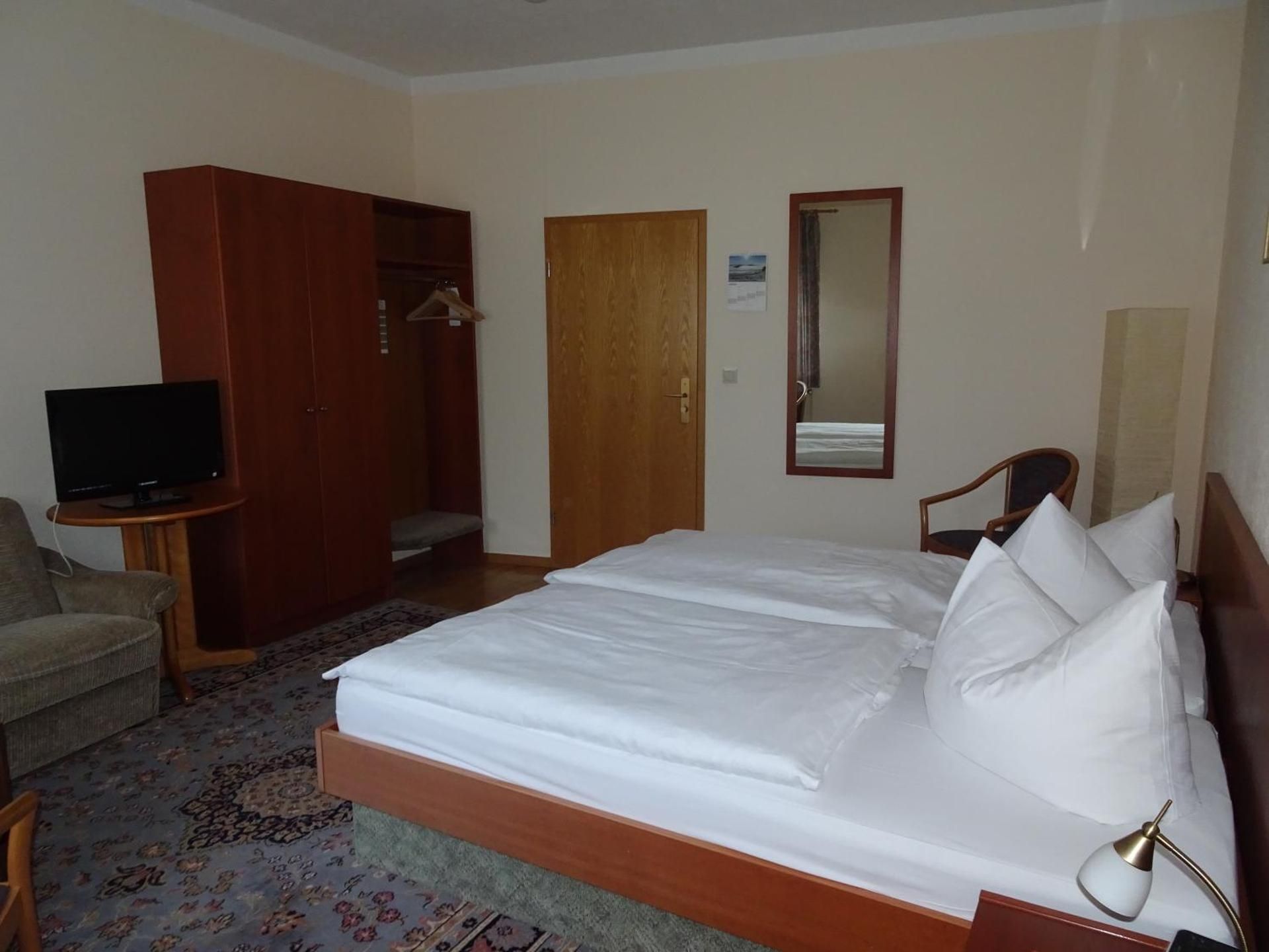 Double Room with Private Bathroom