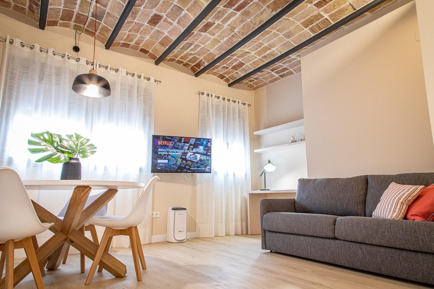 2 bedroom