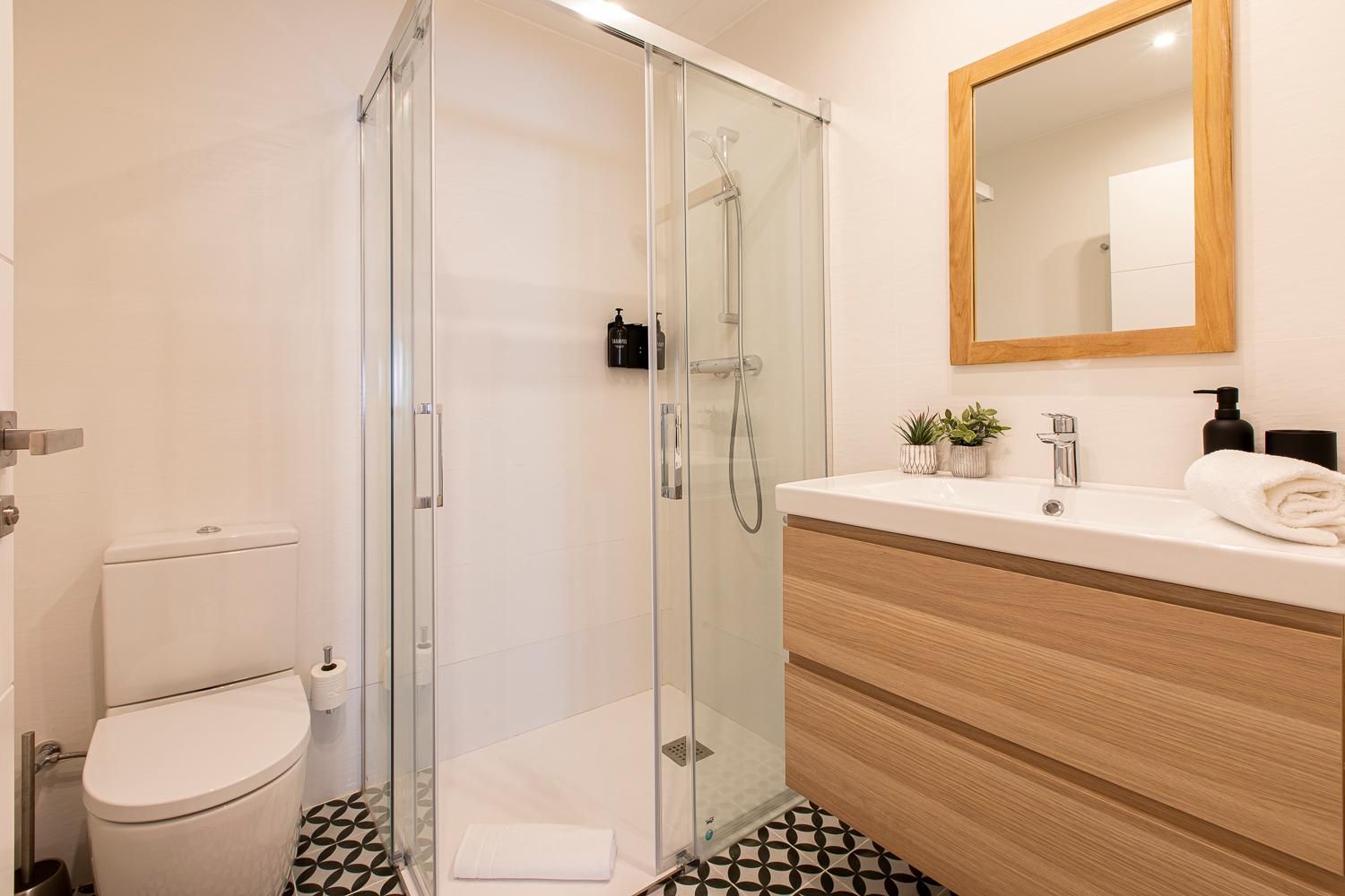 2.1 Brand New & Cozy Apartment By Barcelona Touch Apartments