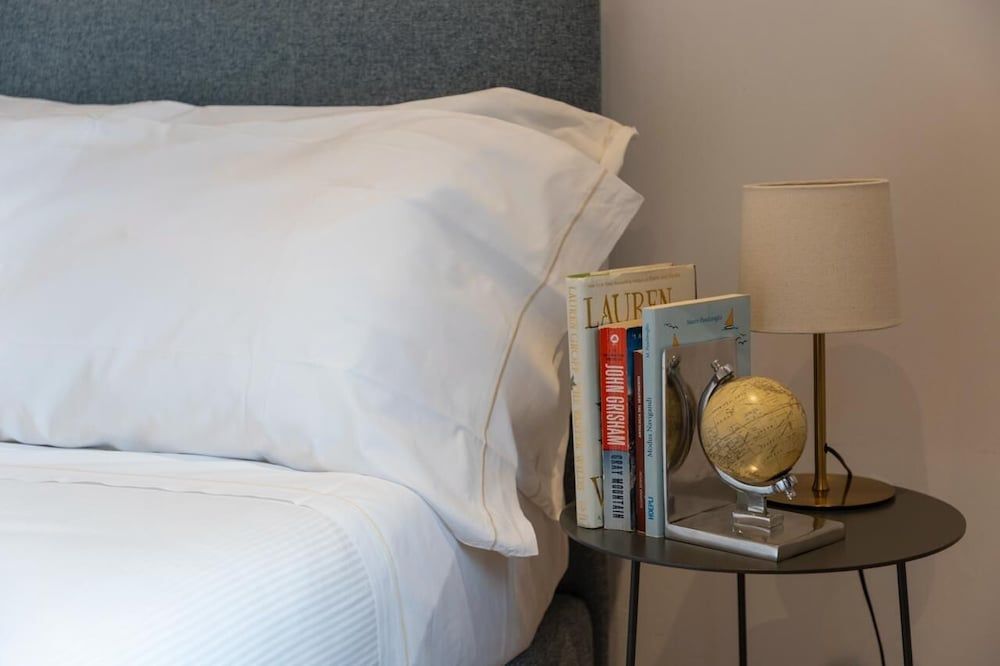 Residence Victoria Studio, 1 Queen Bed with Sofa bed, Non Smoking, Private Bathroom 2