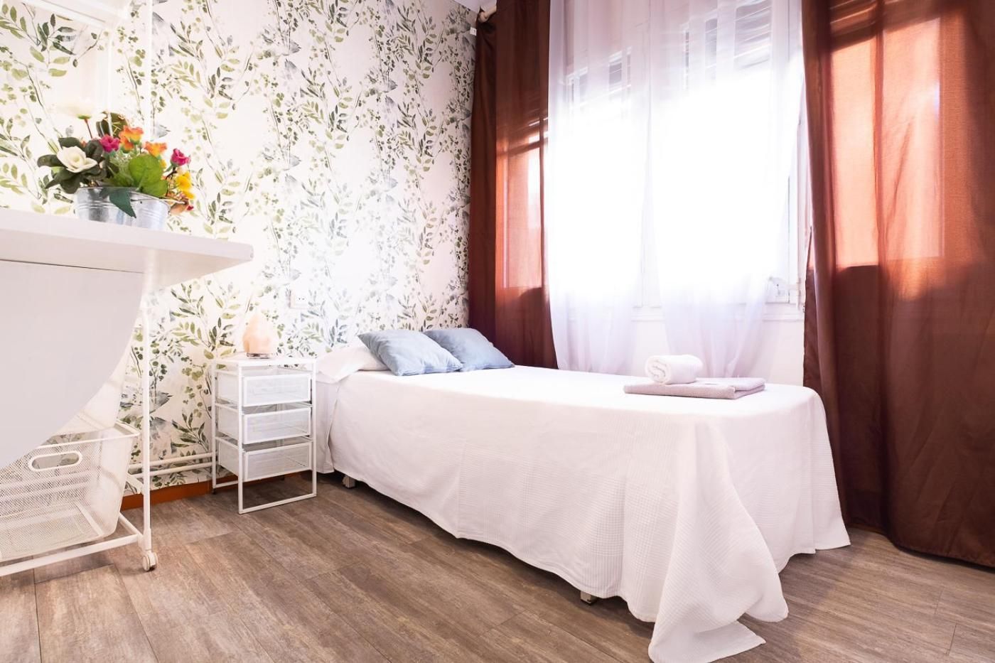 Fonda Chavarria Single Room