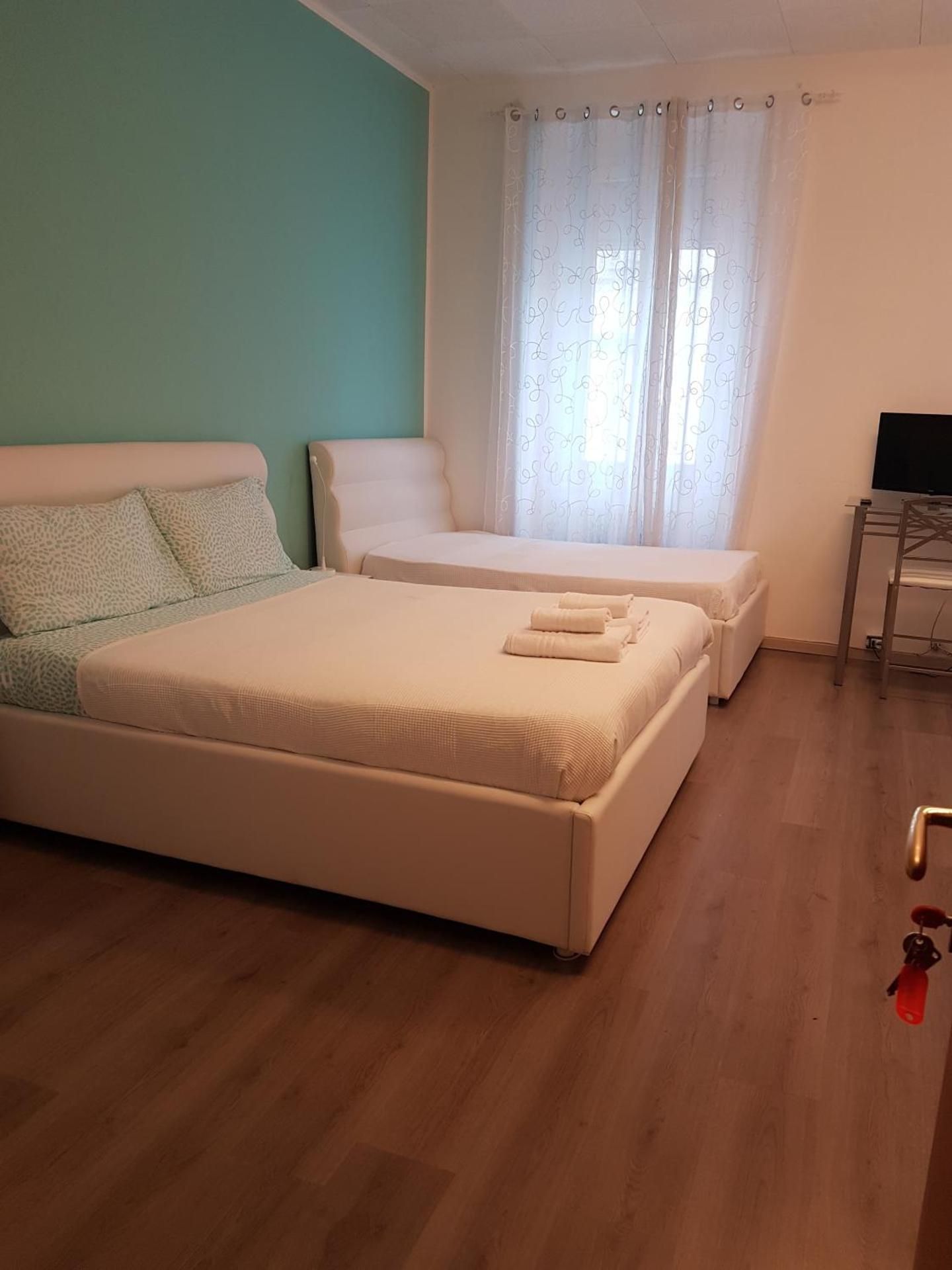 Large Double Room