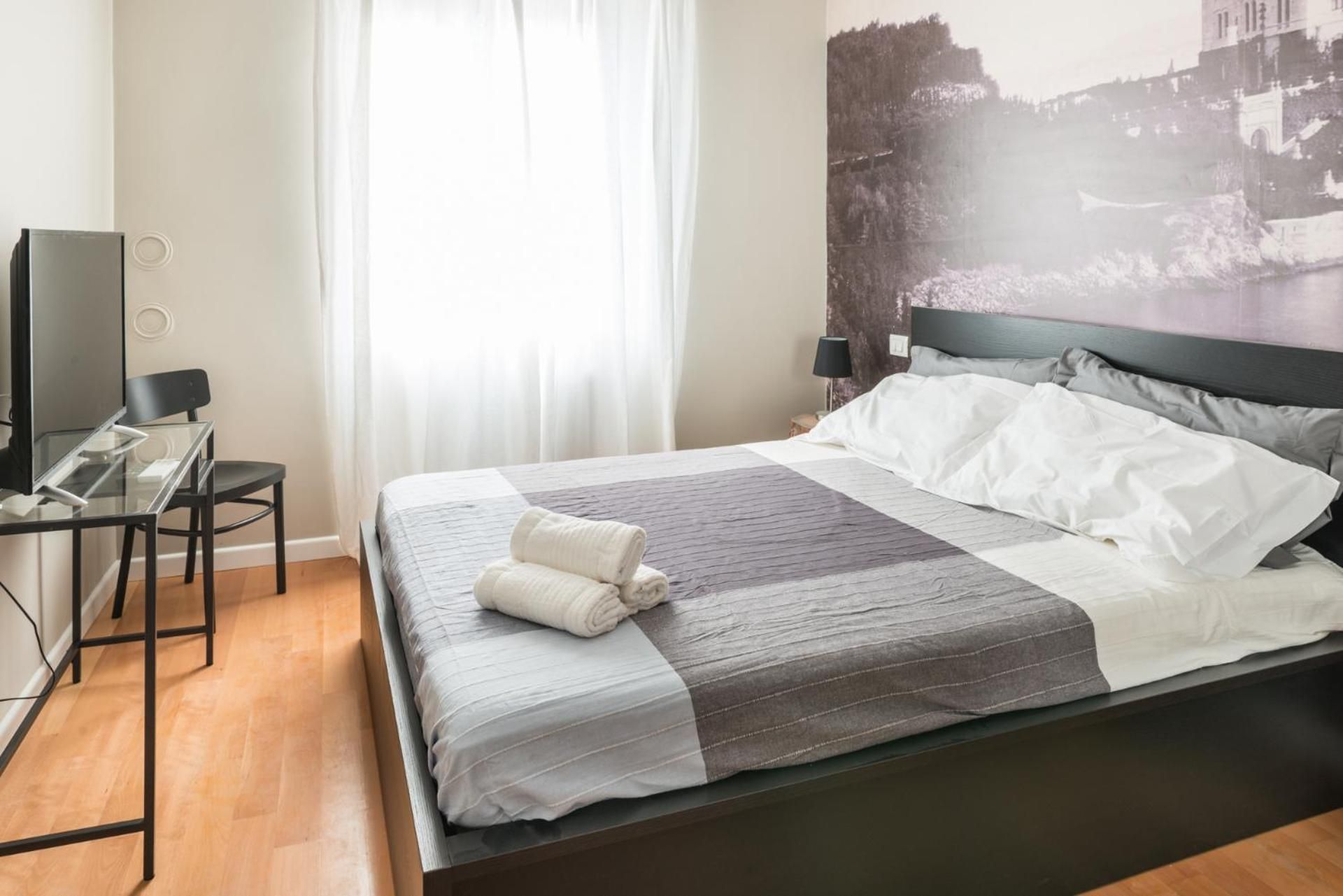 Double Room with Private Bathroom
