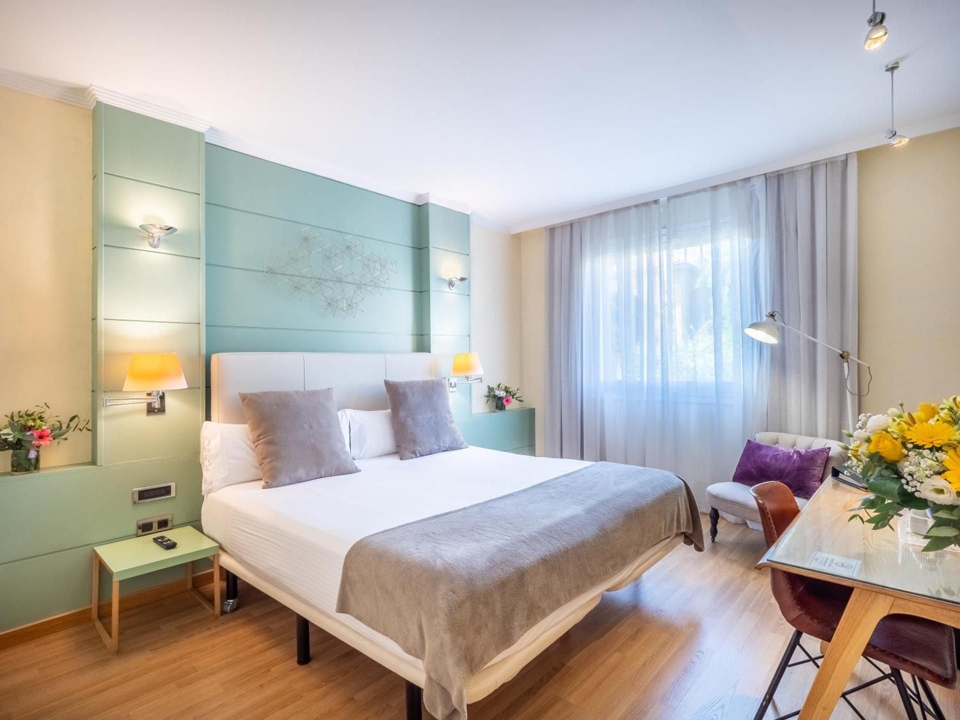 Double Room for One Person