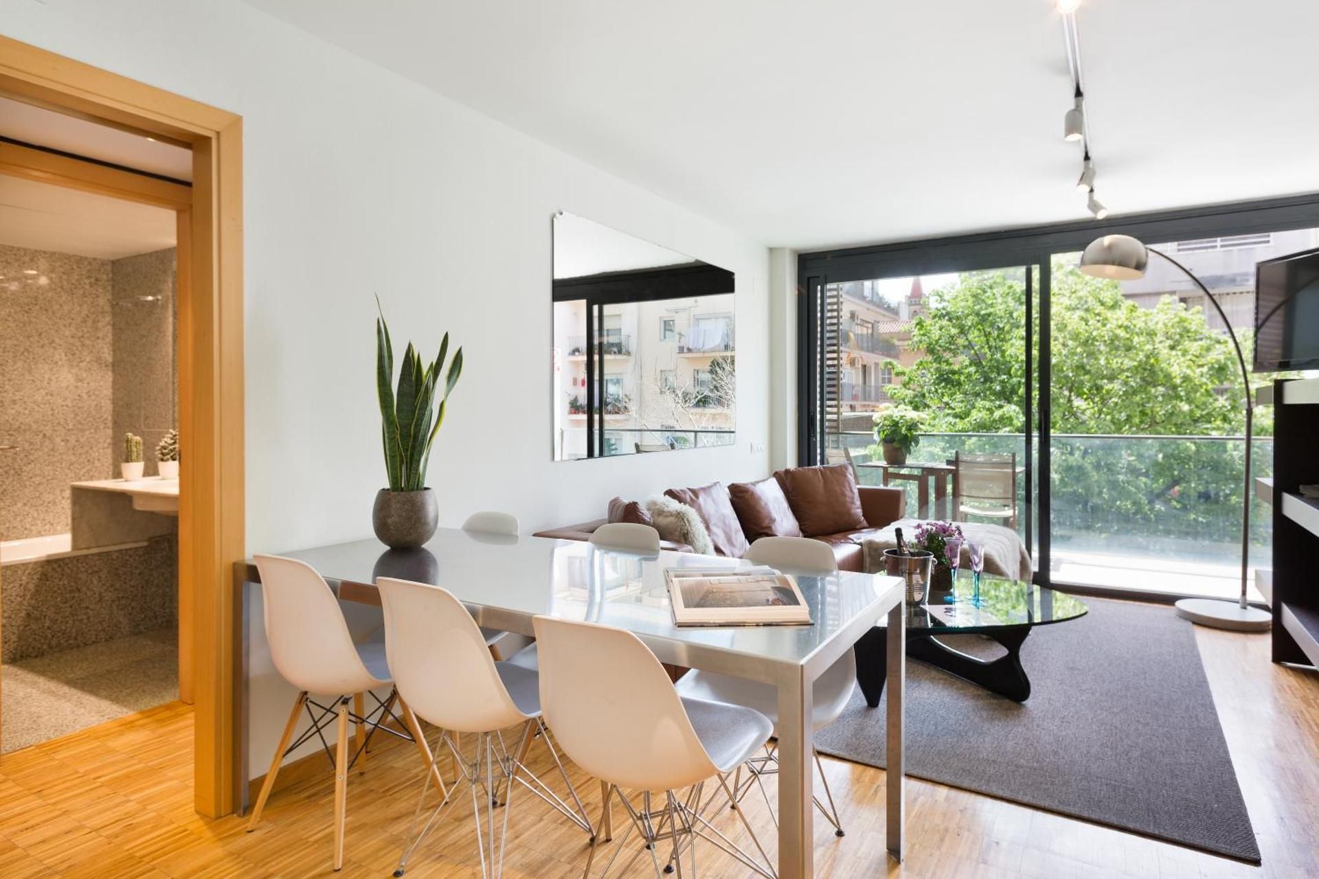 My Space Emirates - Spacious Apartments near the City Center