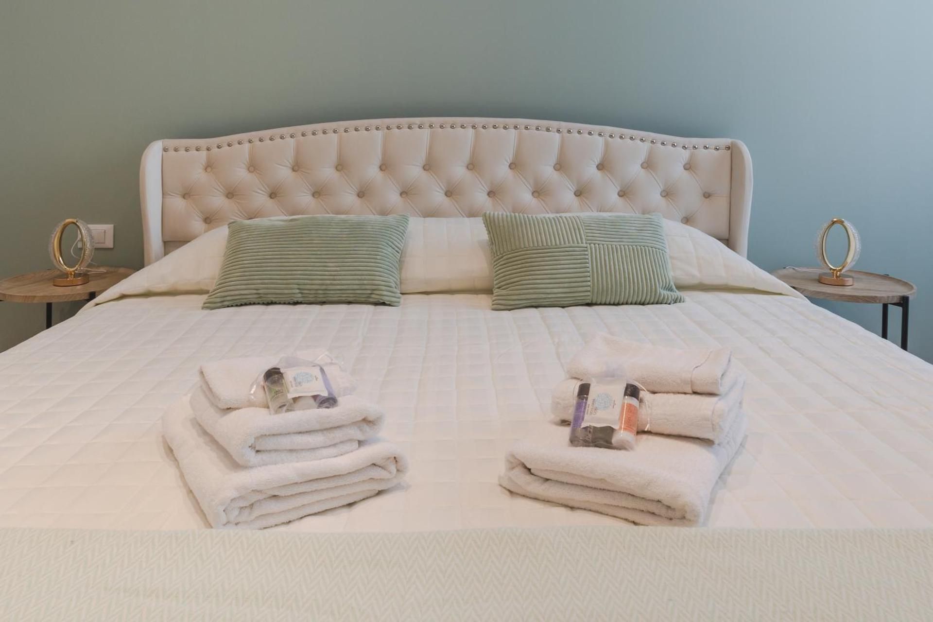 Quadruple Room with Private Bathroom