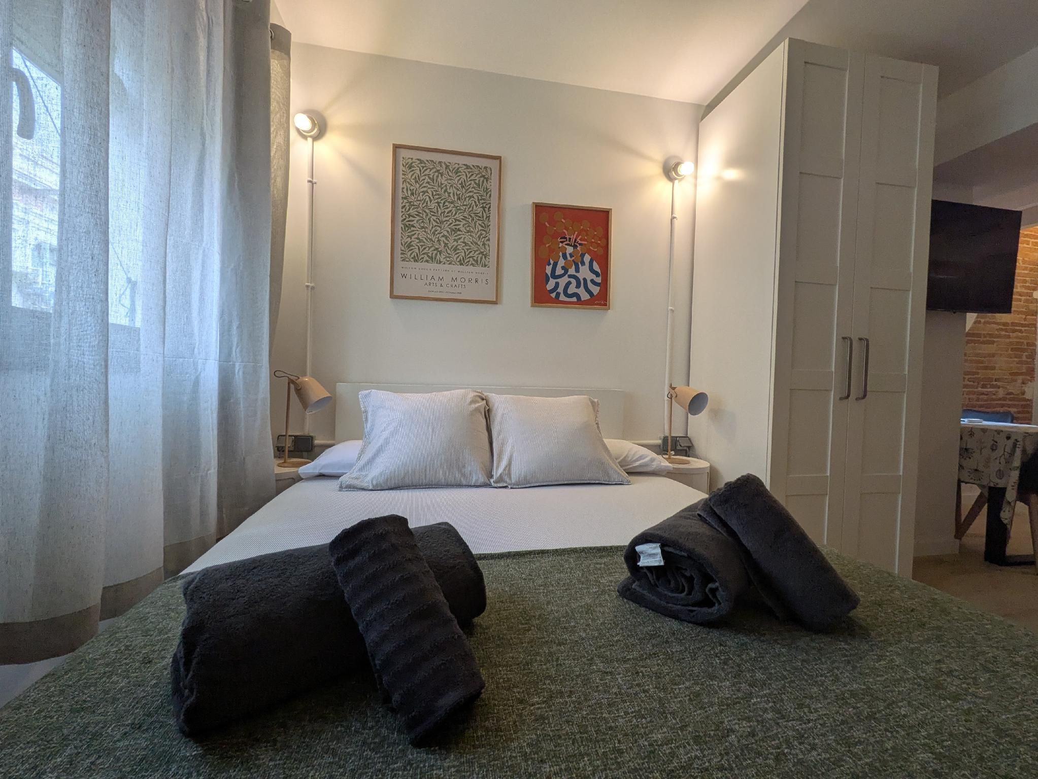 Studio Apartment