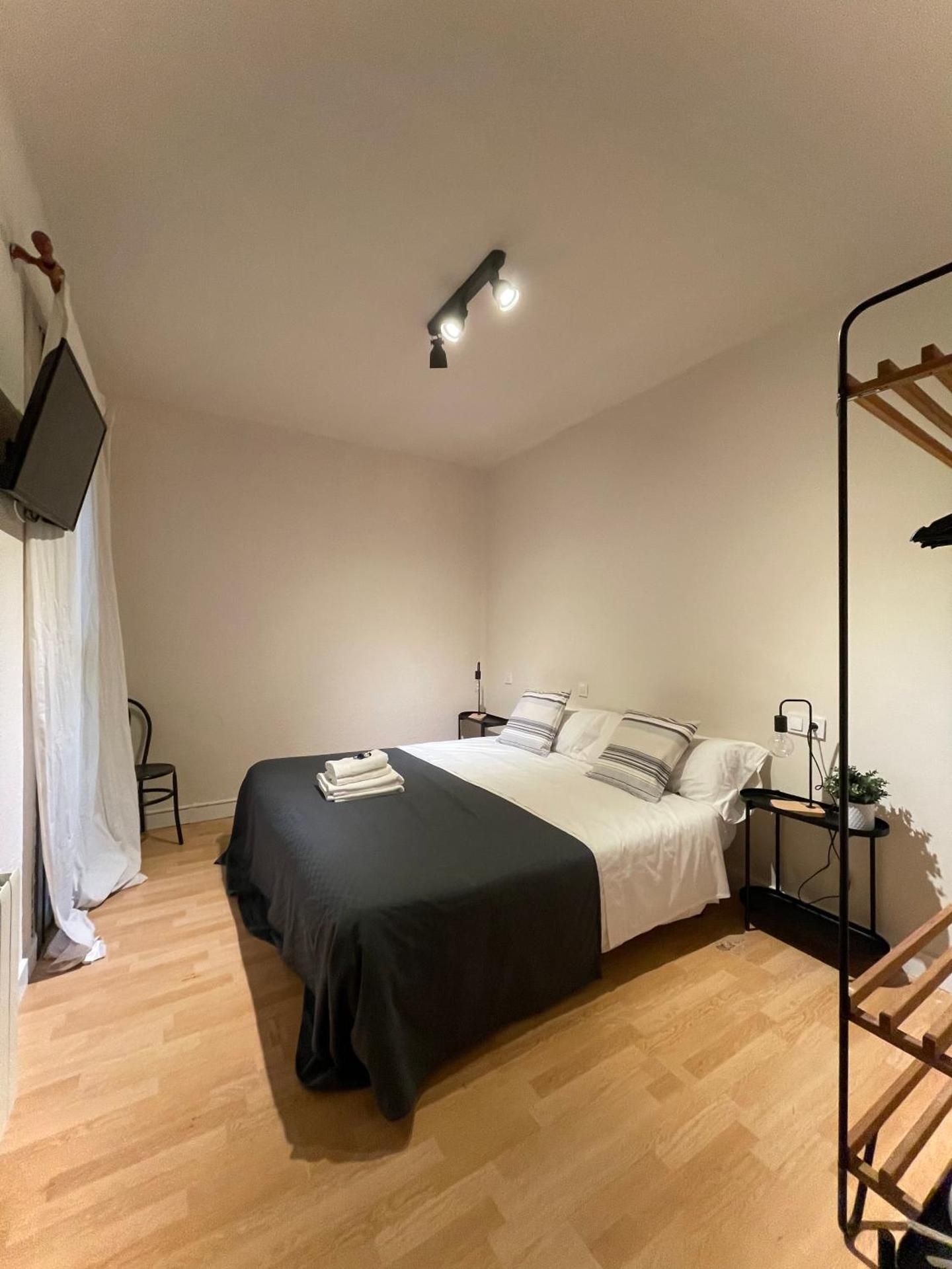 Standard Double Room with Shared Bathroom