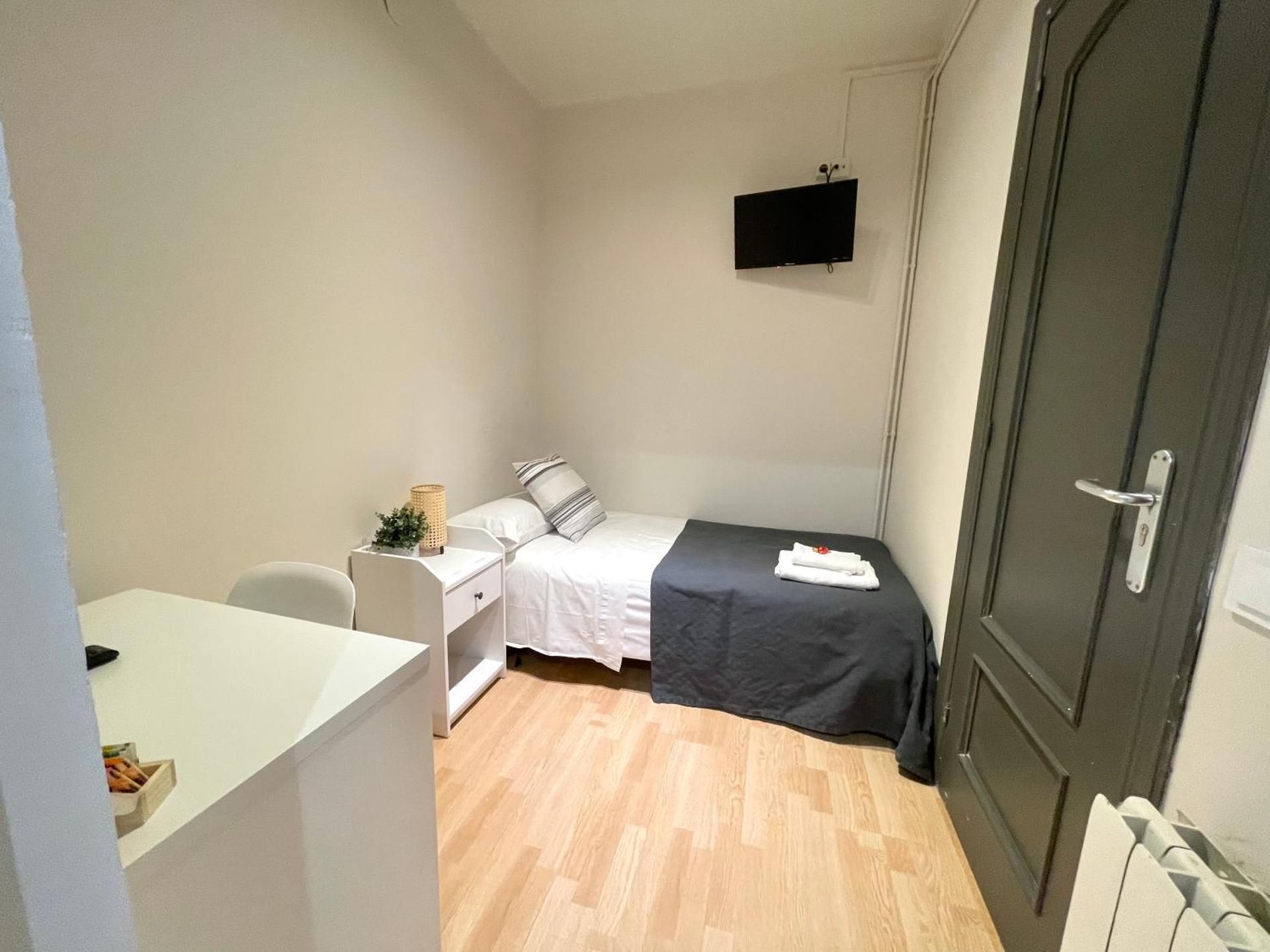 Single Room With Private Bathroom