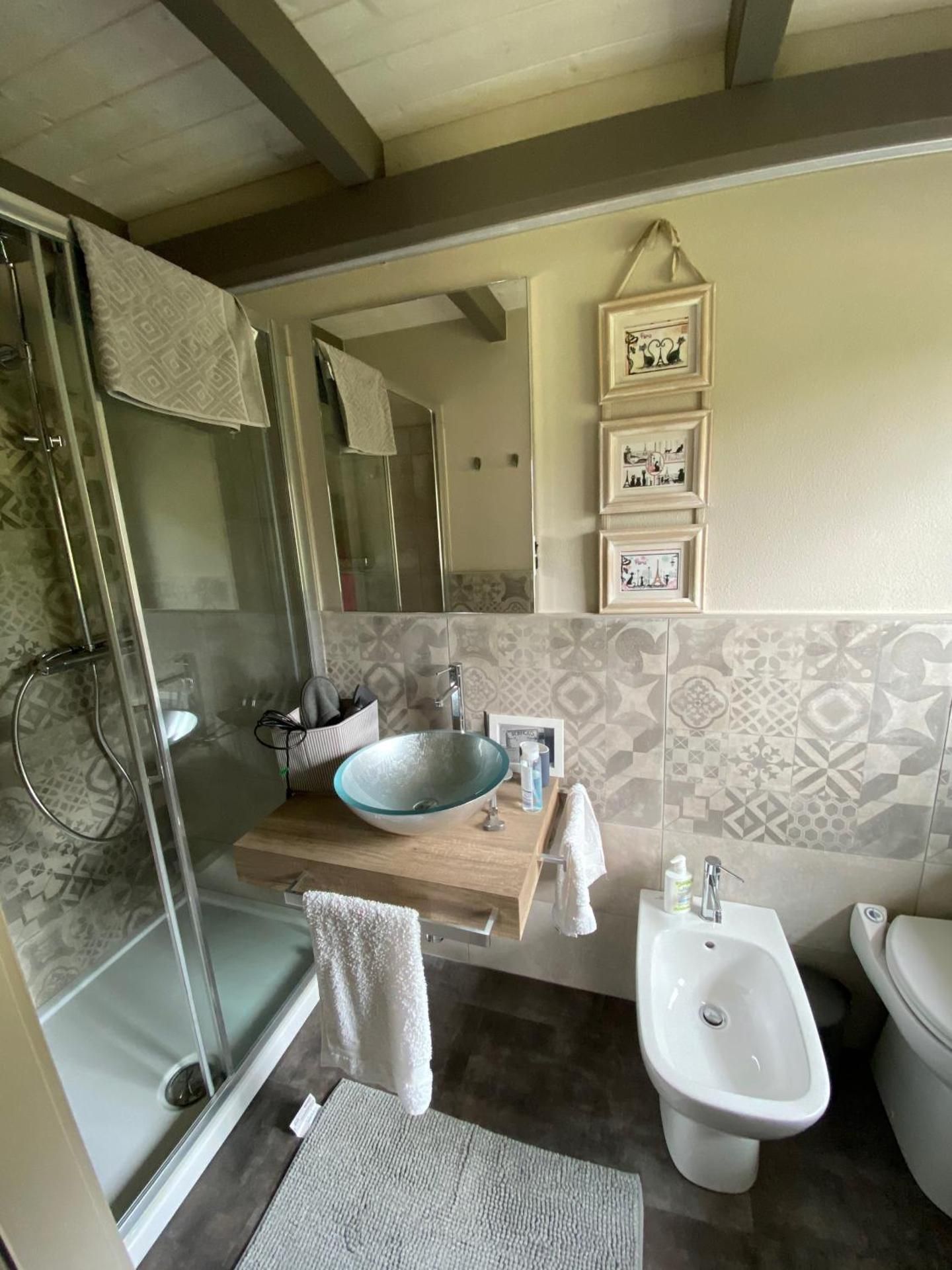 Quadruple Room with Private Bathroom