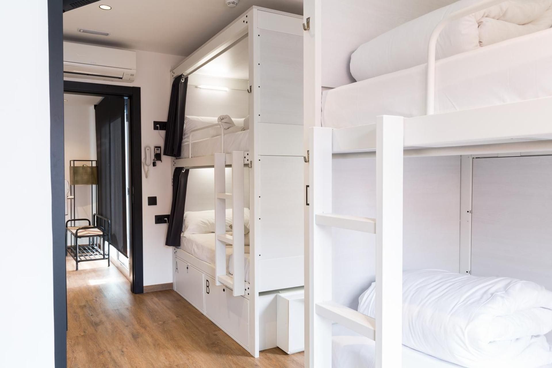 1 Person in 4-Bed Dormitory - Mixed