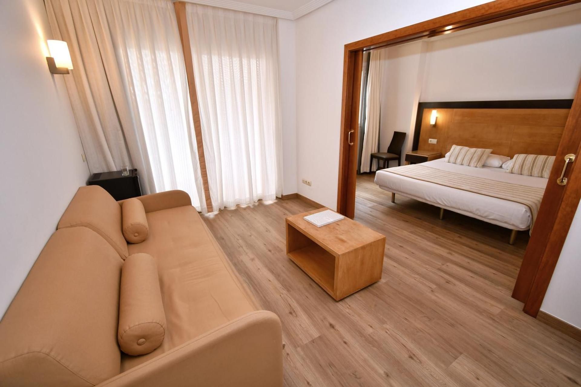 Junior Suite (2 Adults)