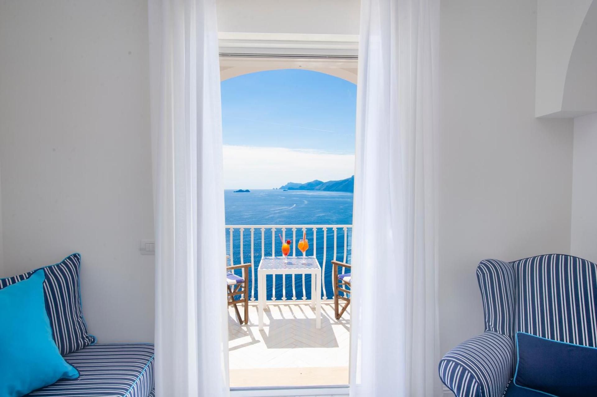 Queen Room with Sea View