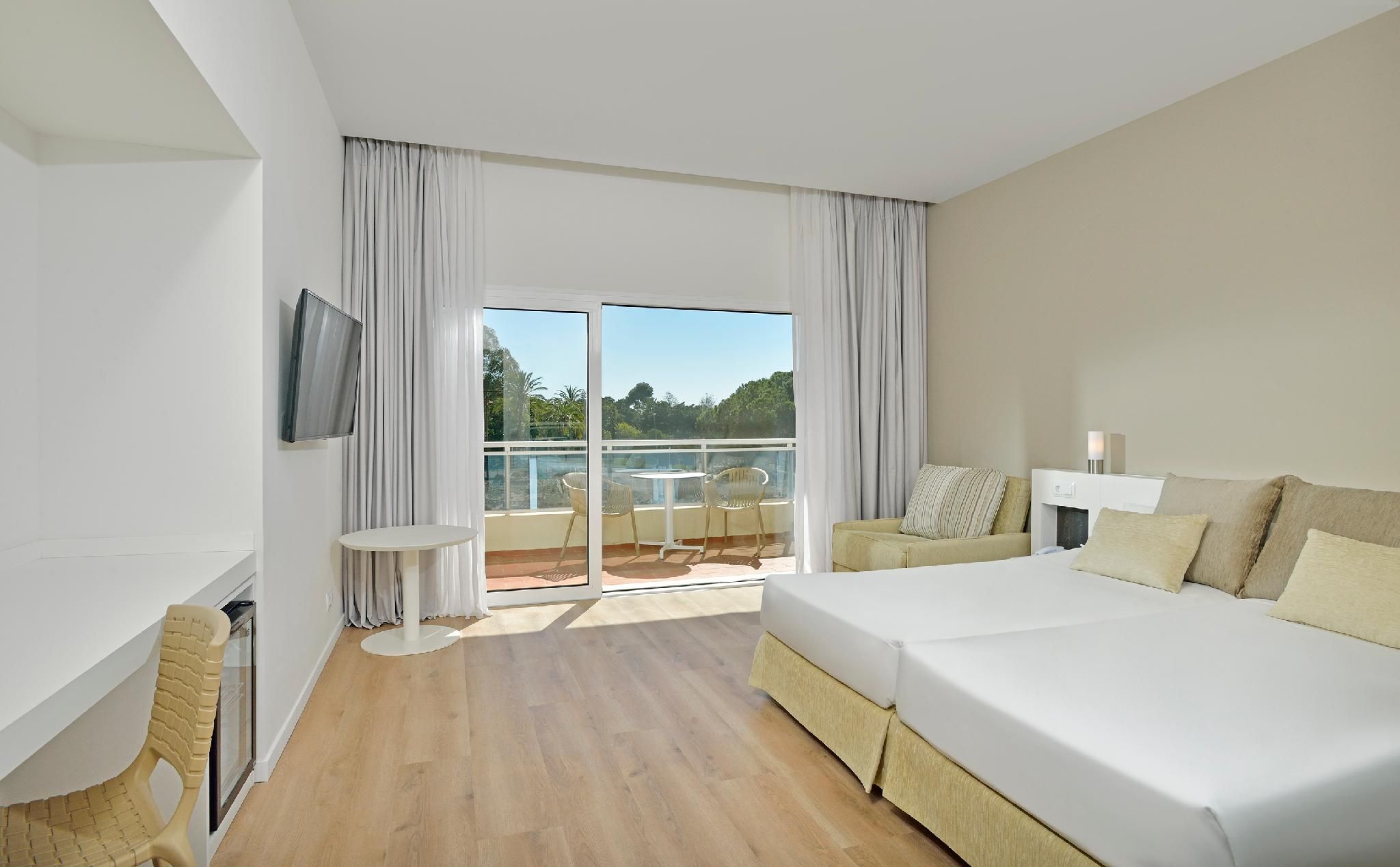 SOL ROOM SEA VIEW