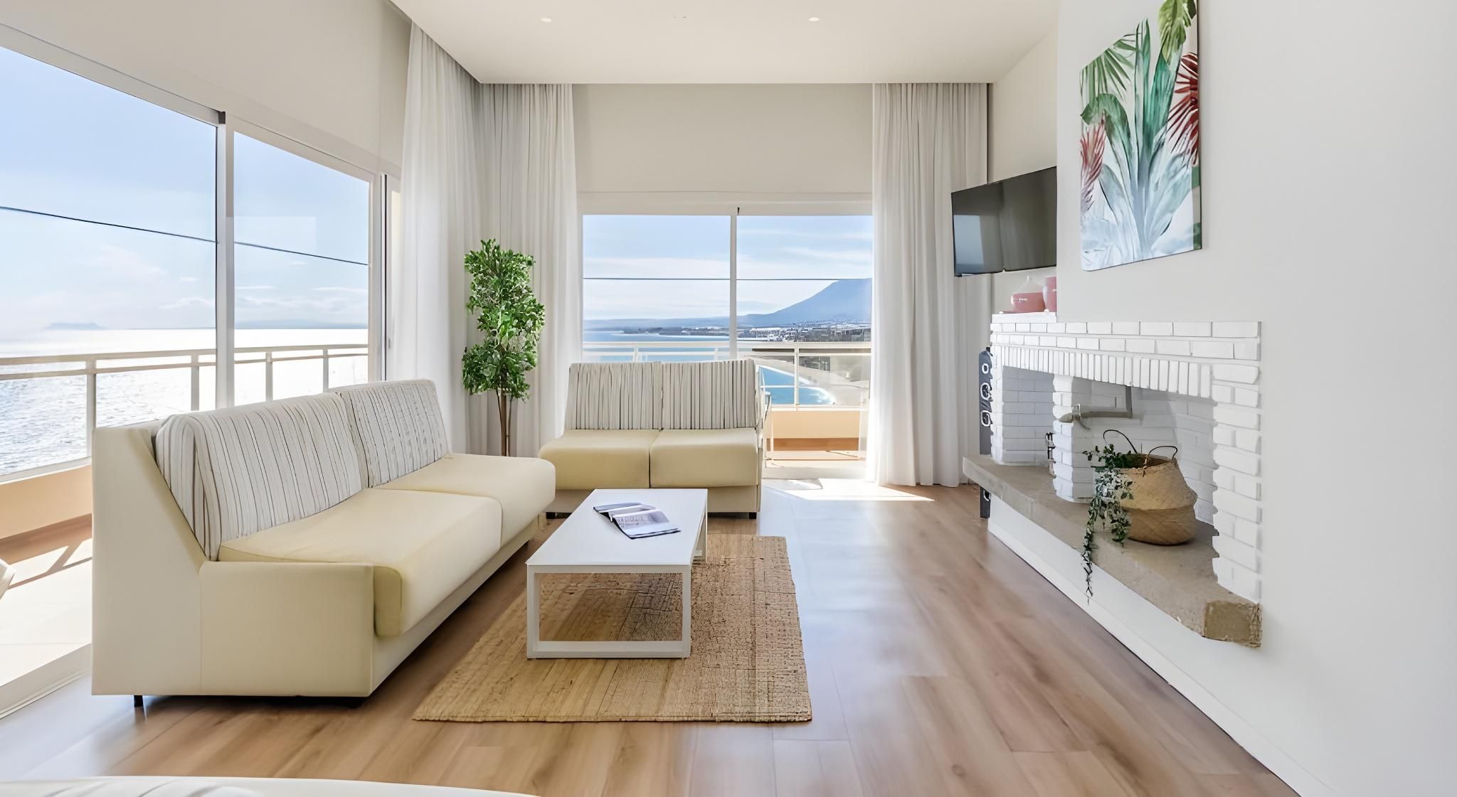 SOL ROOM XTRA SEA VIEW