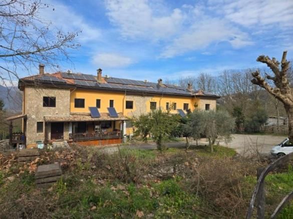 CANTUCCIO nel Verde