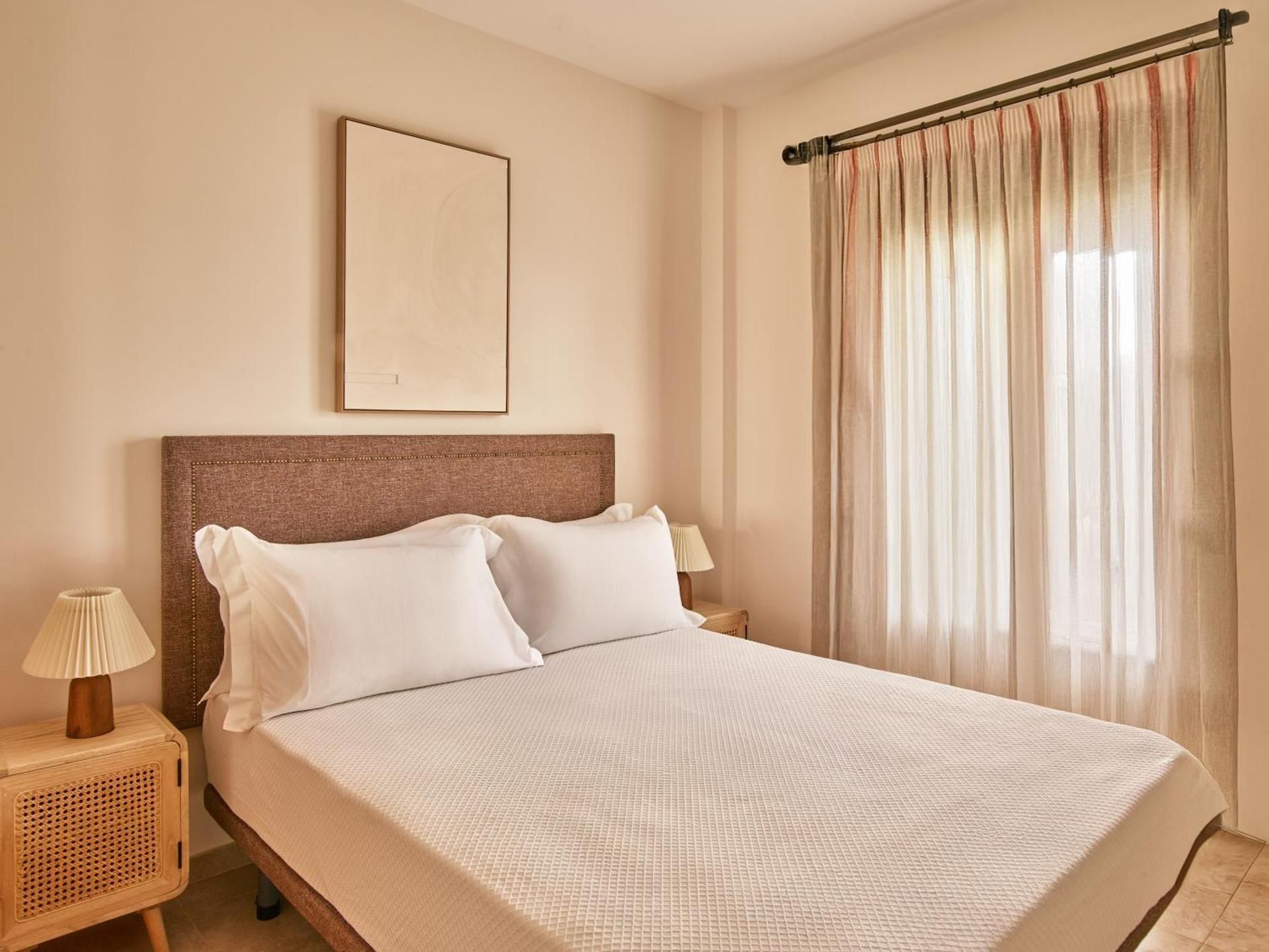Deluxe Suite (2 Adults)
