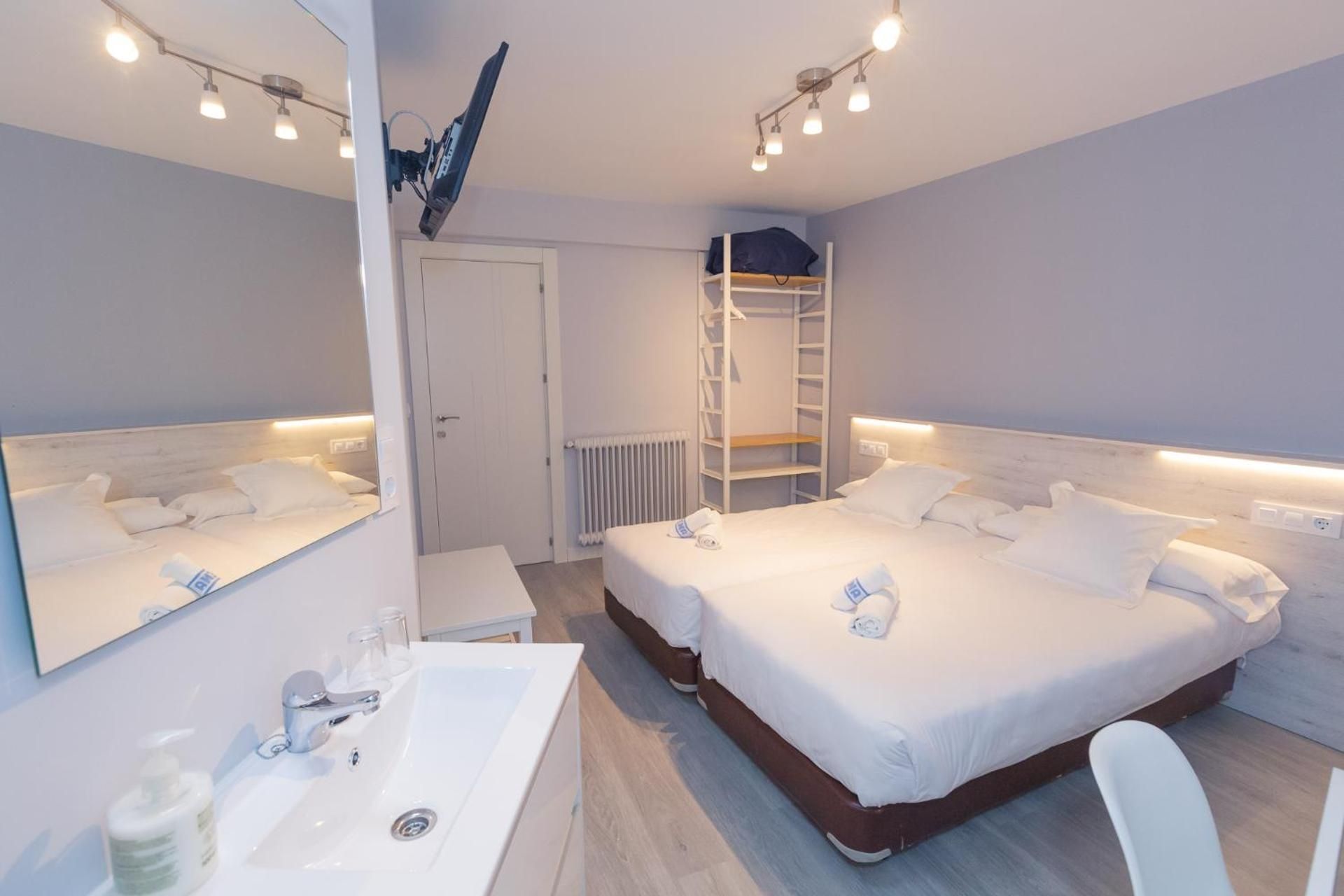 Twin Room with Shared Bathroom