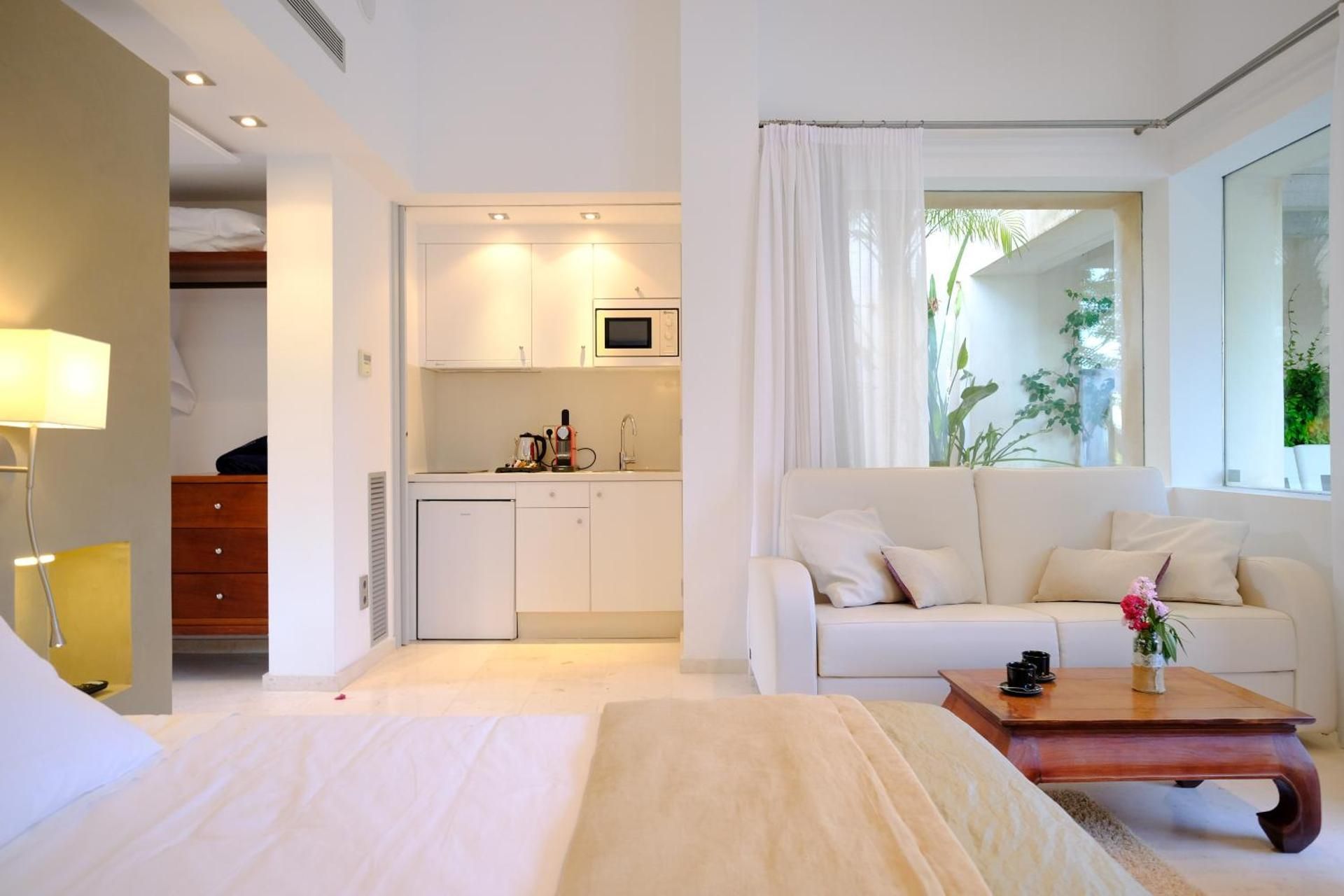 One-Bedroom Villa