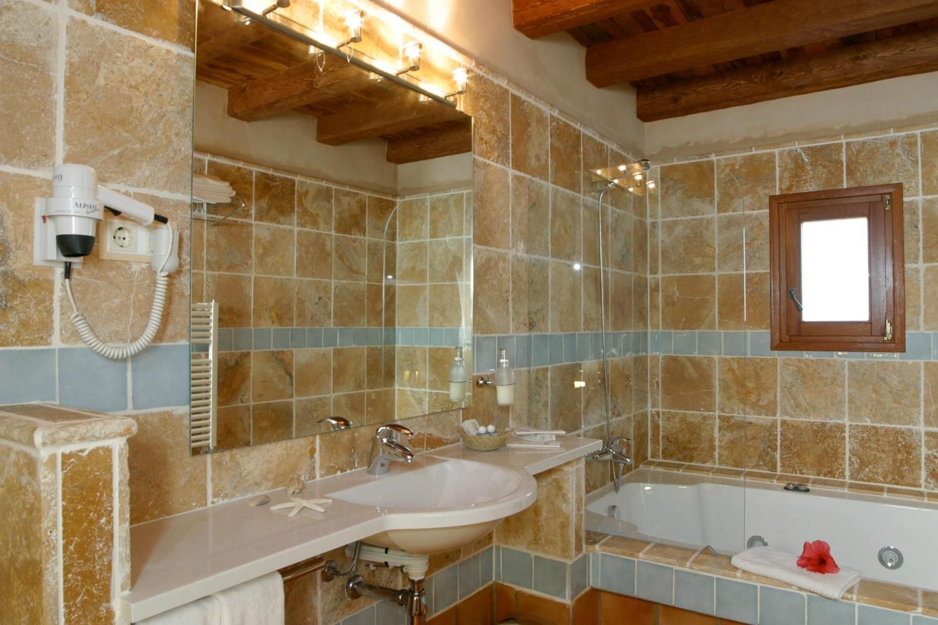 Double Room with Spa Bath