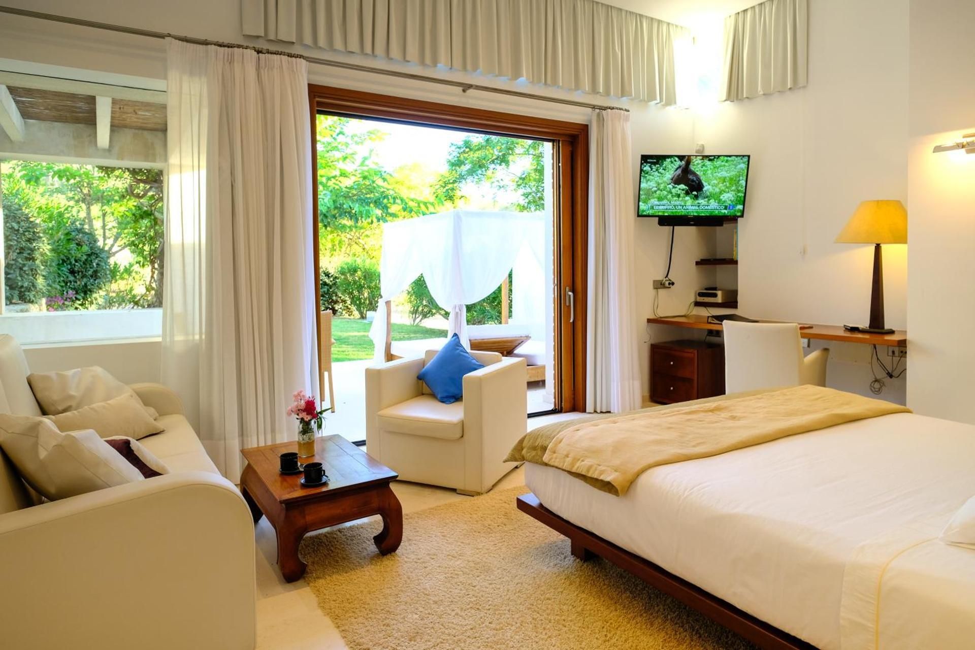 One-Bedroom Villa