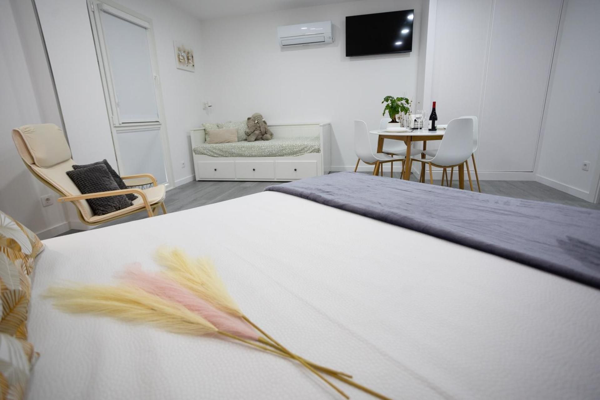 One-Bedroom Standard Apartment
