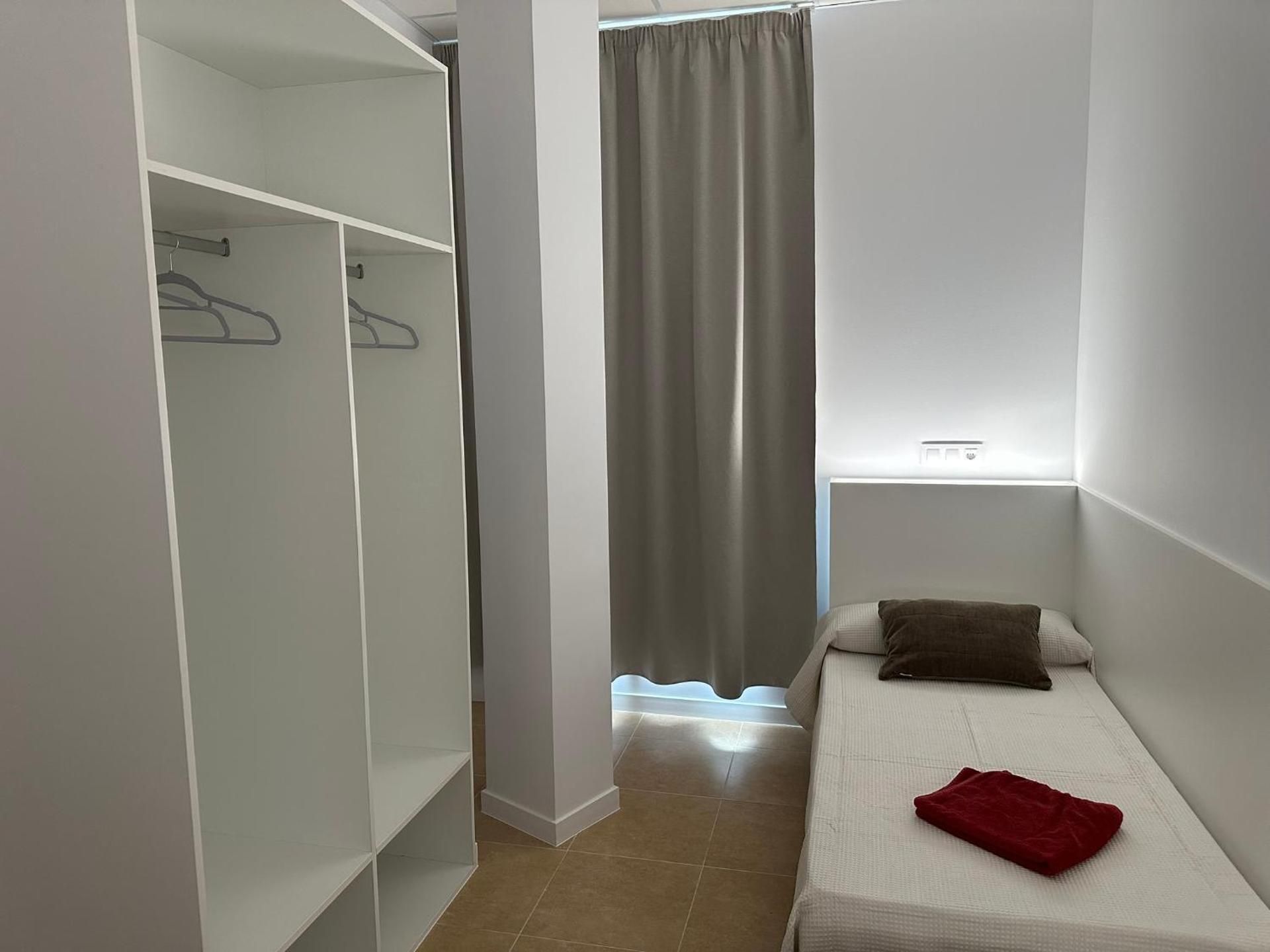 Twin Room with Shared Bathroom