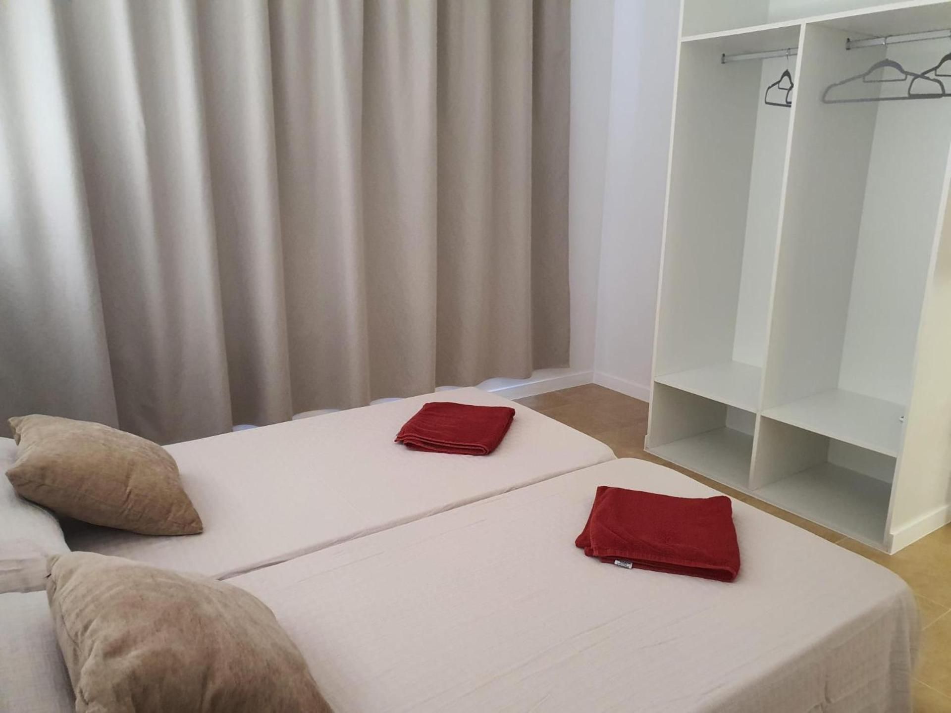 Twin Room with Shared Toilet