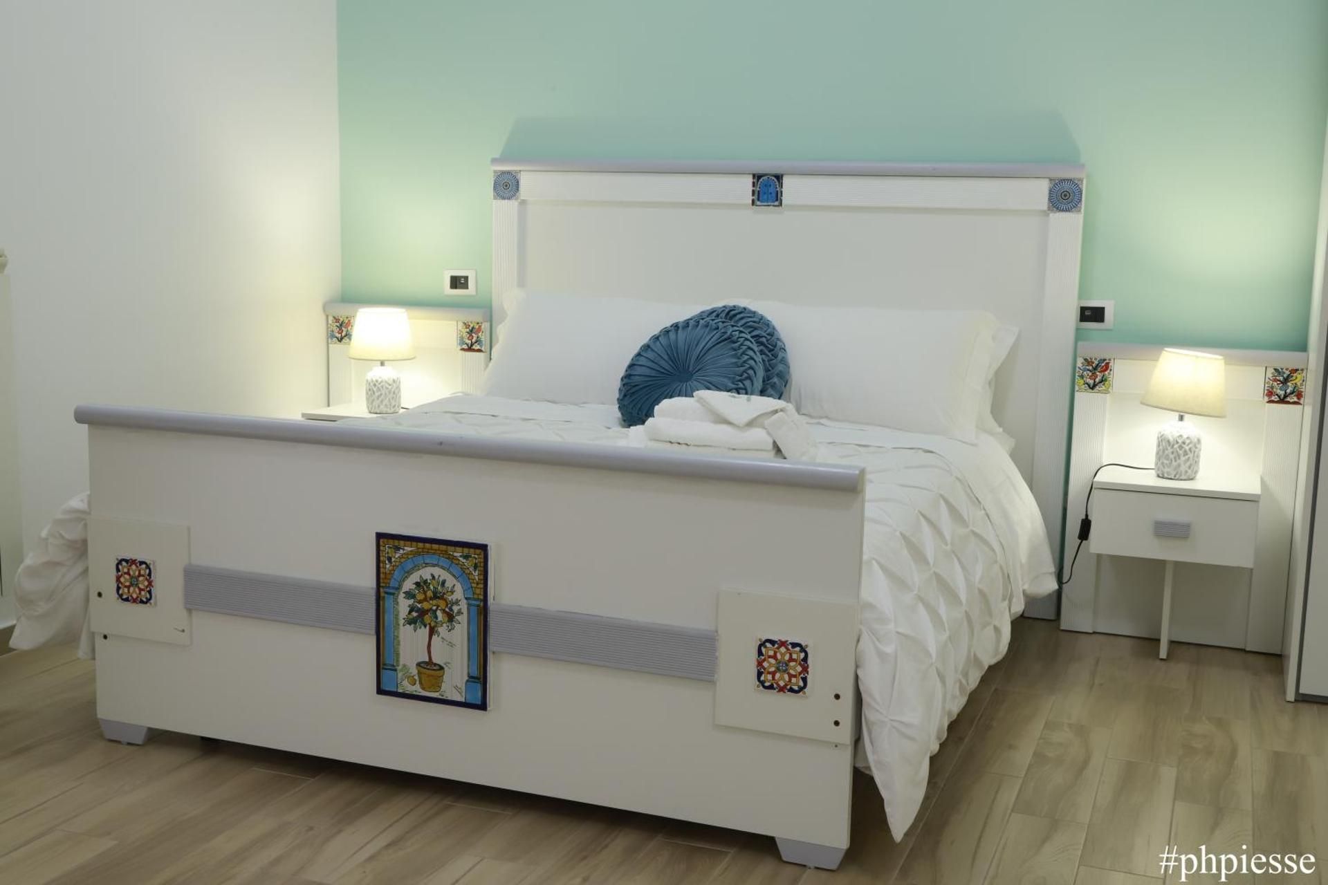 Deluxe Queen Room with Two Queen Beds