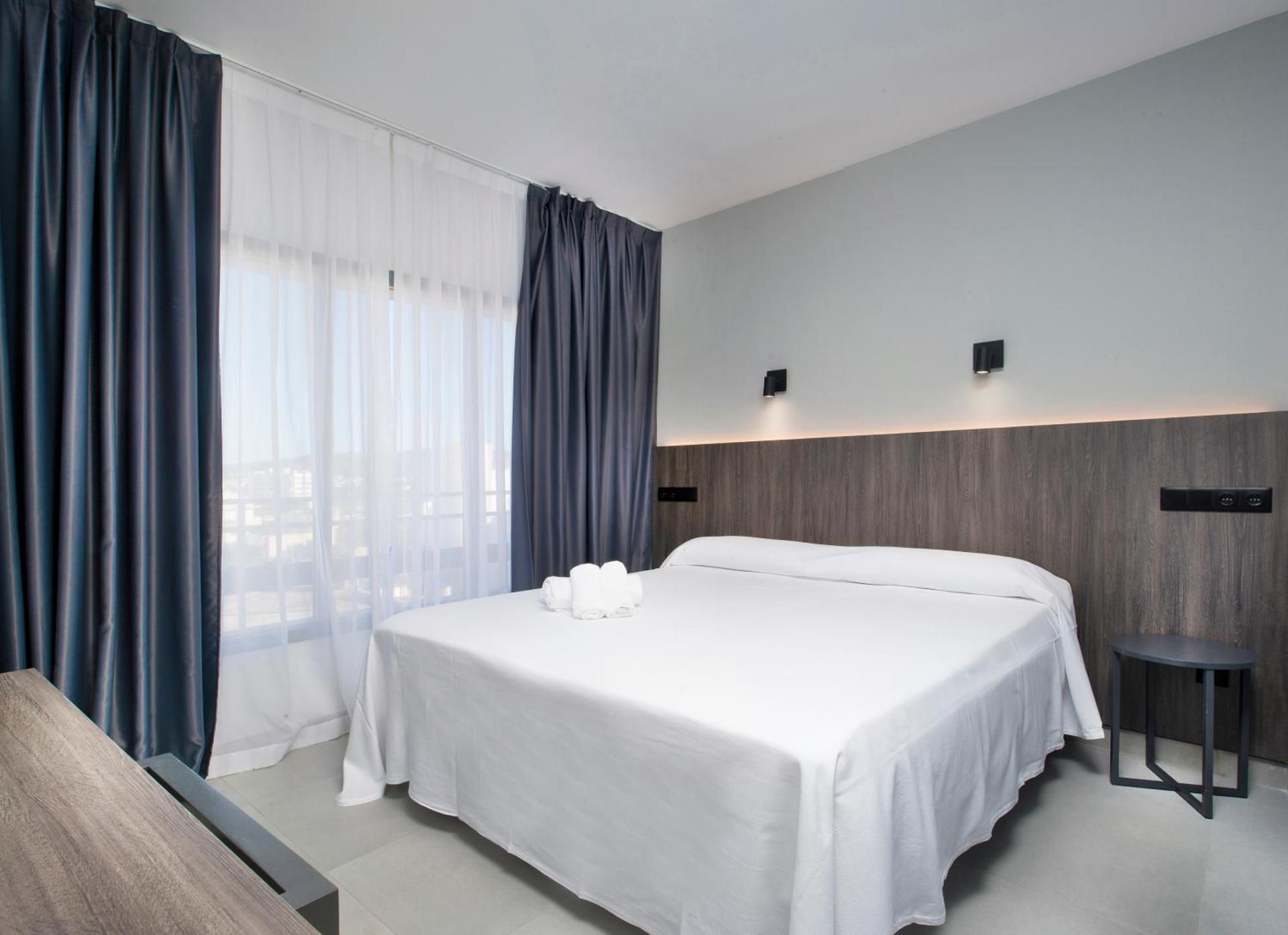 Double Room with Air Conditioning