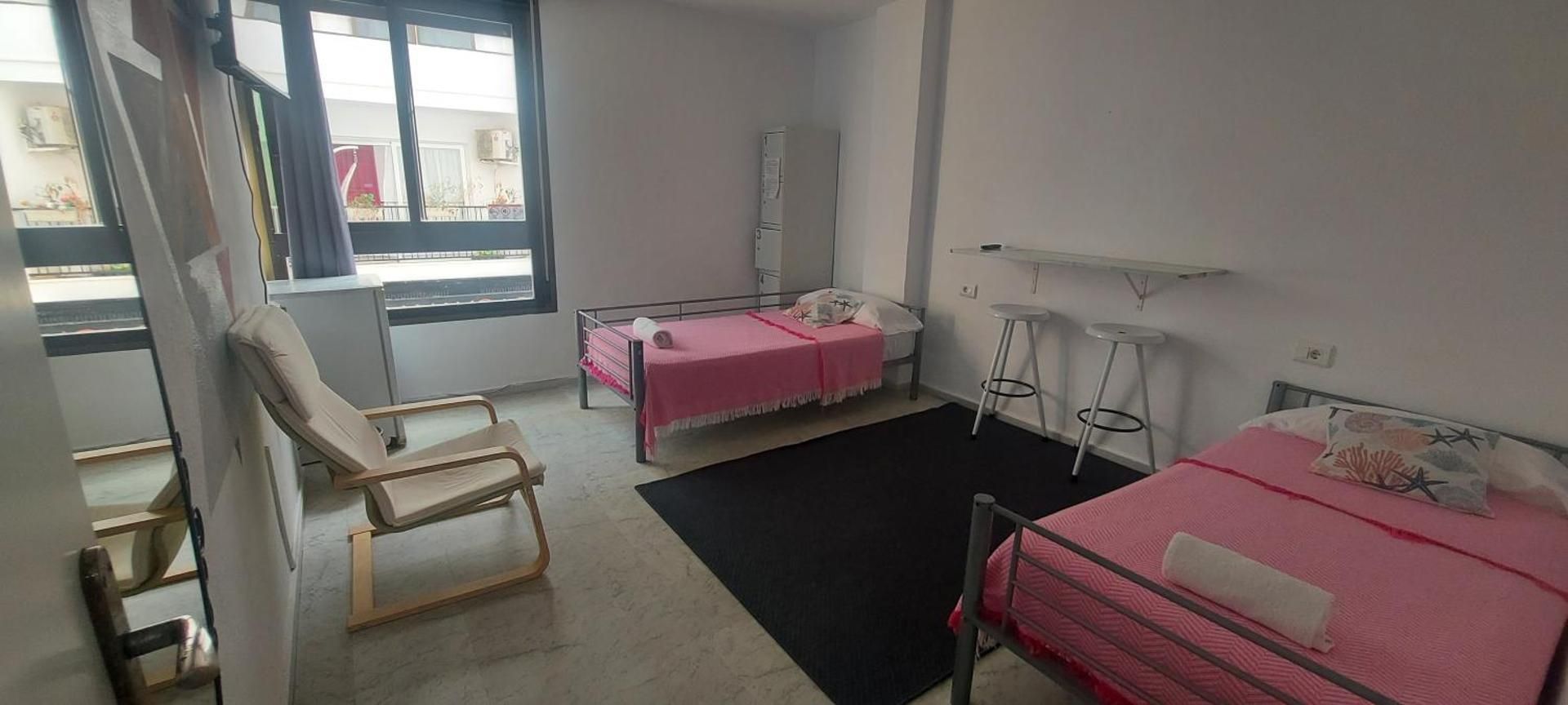 Twin Room with Shared Bathroom