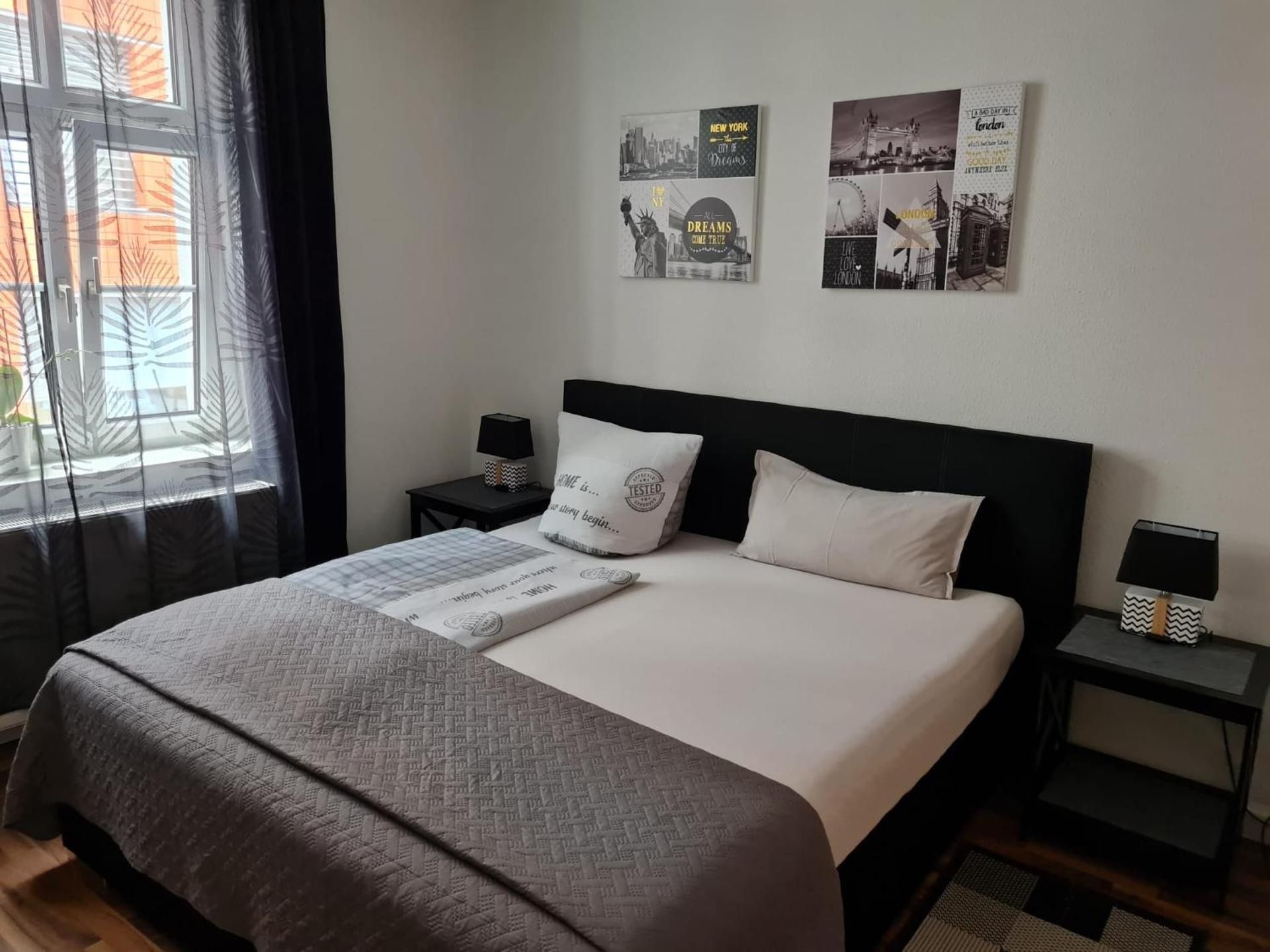 Double Room with Private Bathroom 103