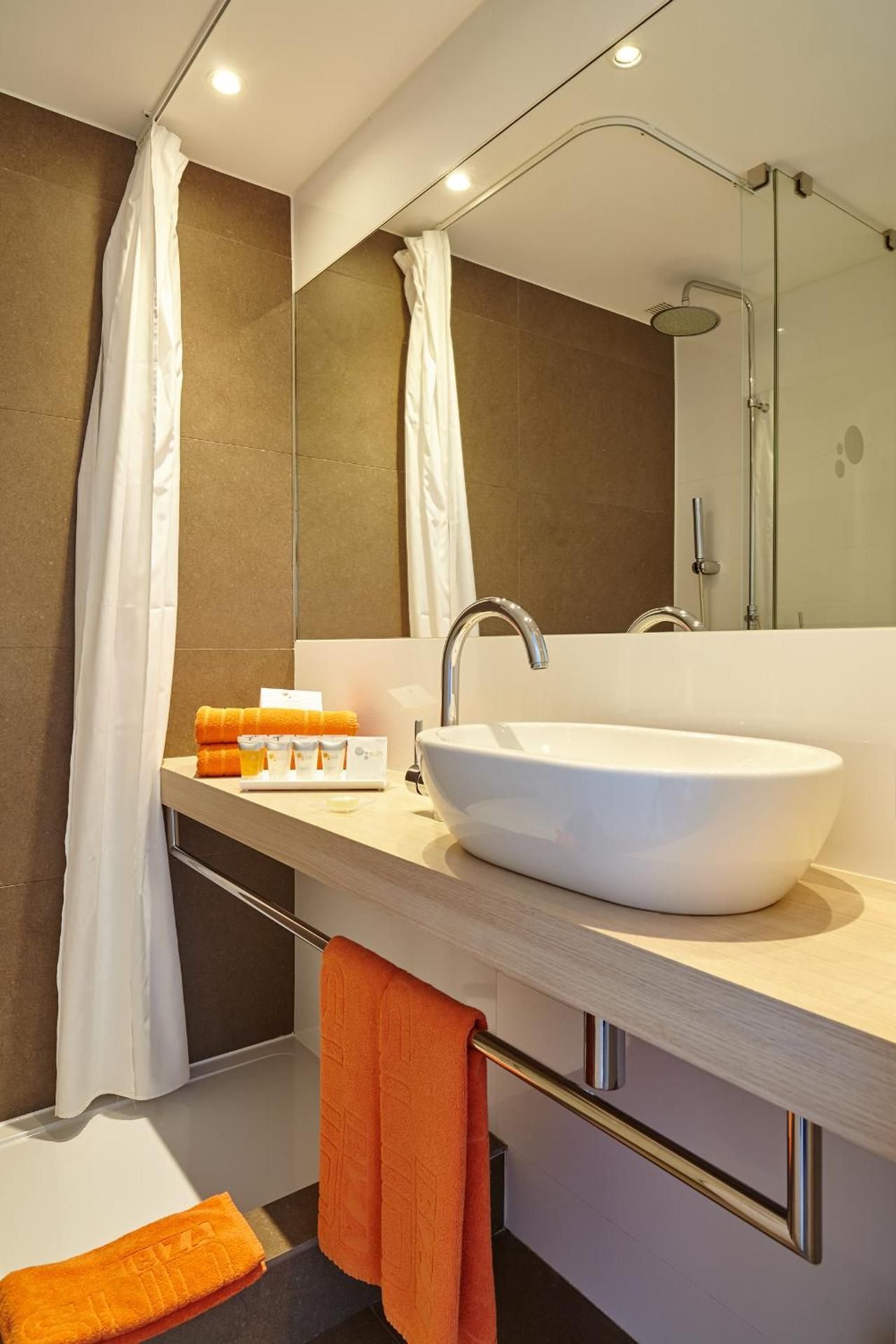 Junior Suite for 2 Adults