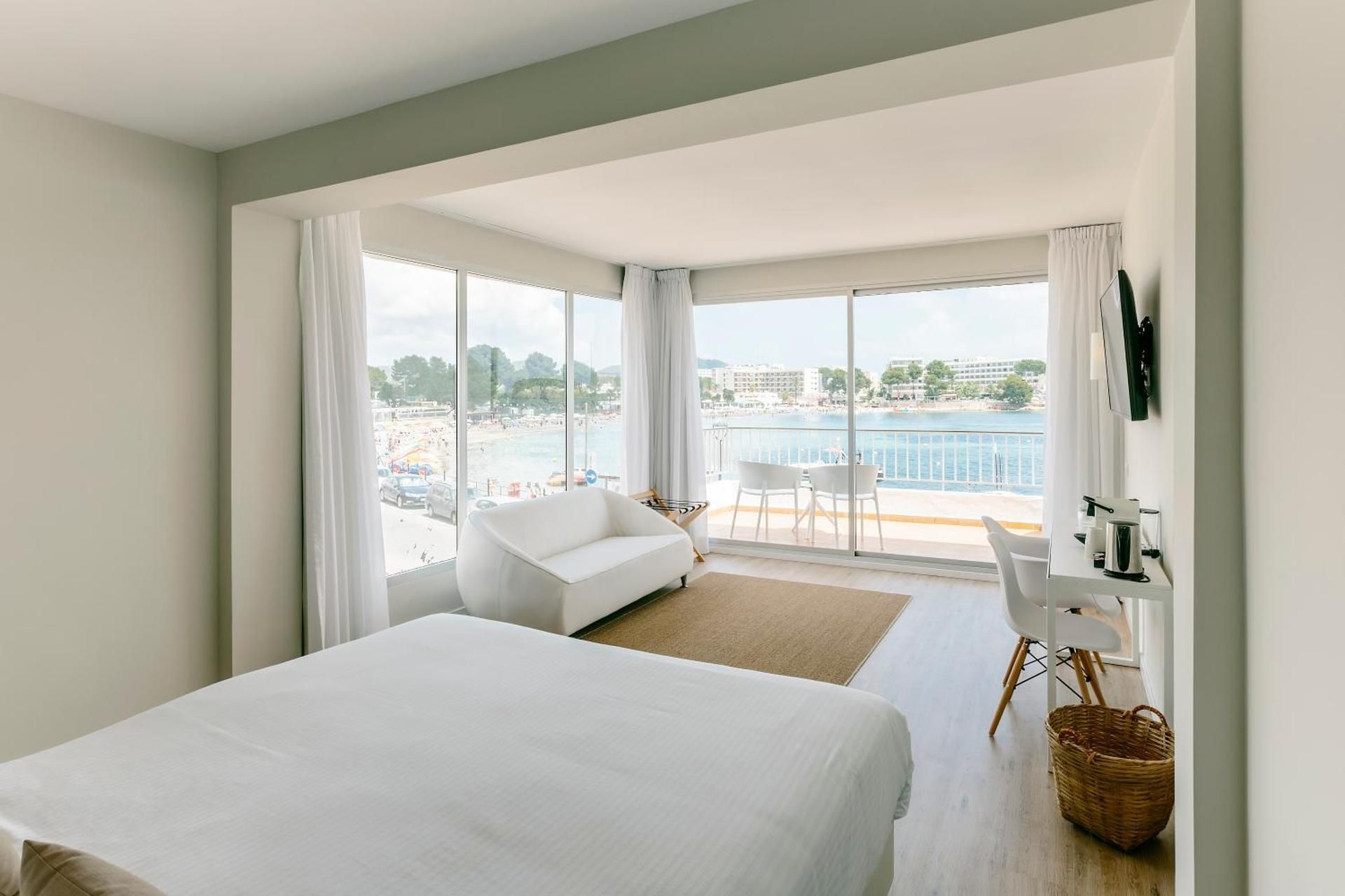 Junior Suite Frontal Sea View