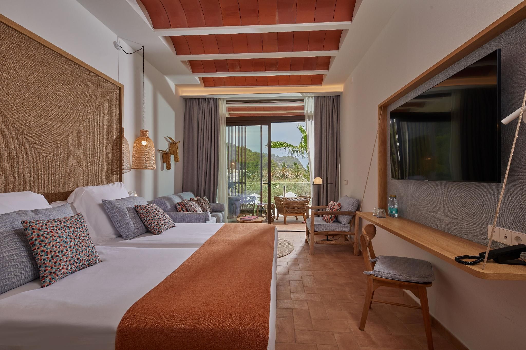 King Superior Accessible room