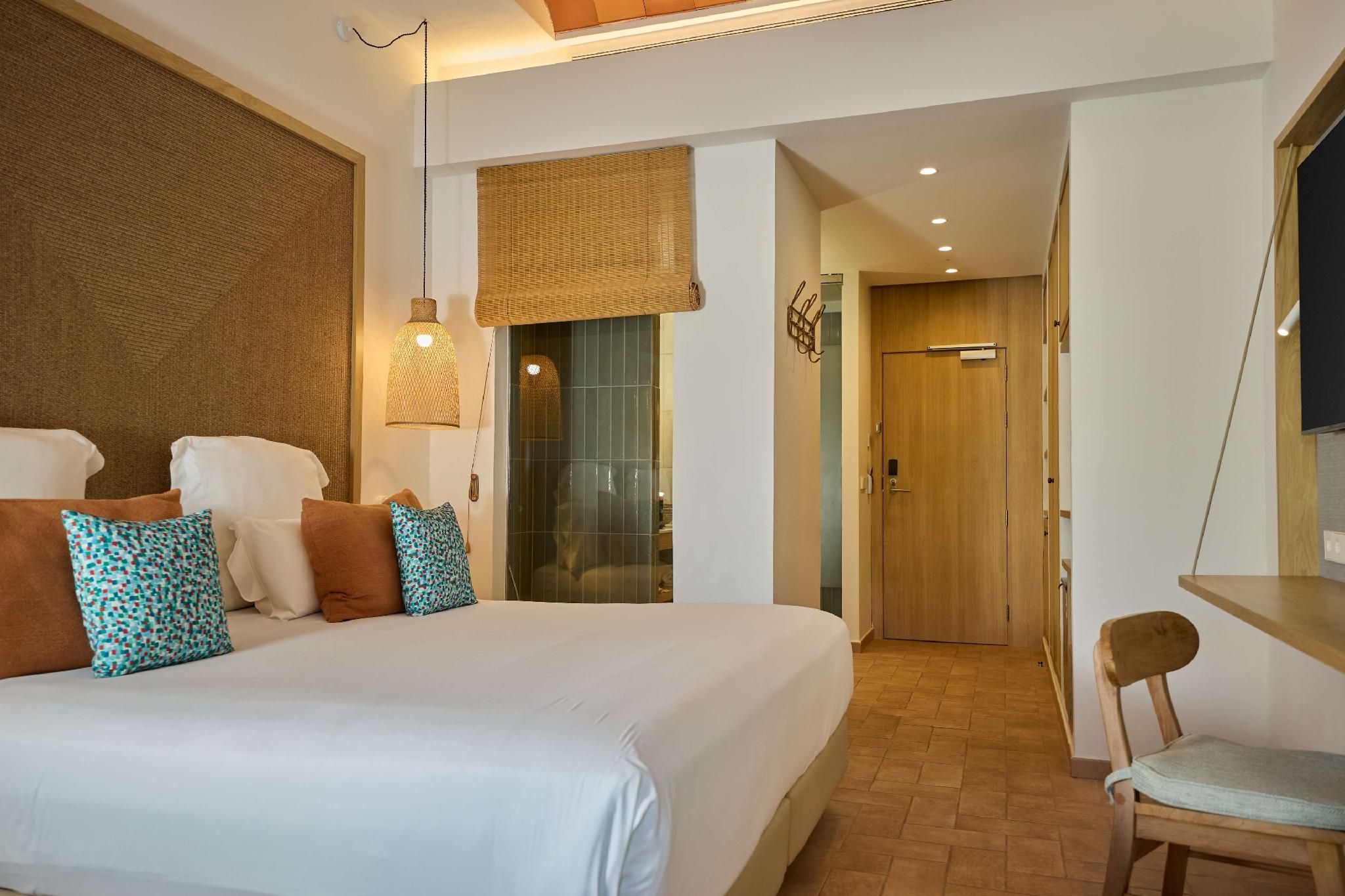 The Club King Room With Swim Up Pool