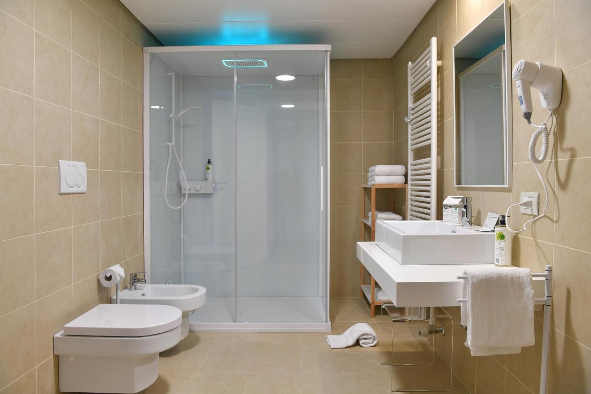 Habitat Apartments Deluxe Apartment 2