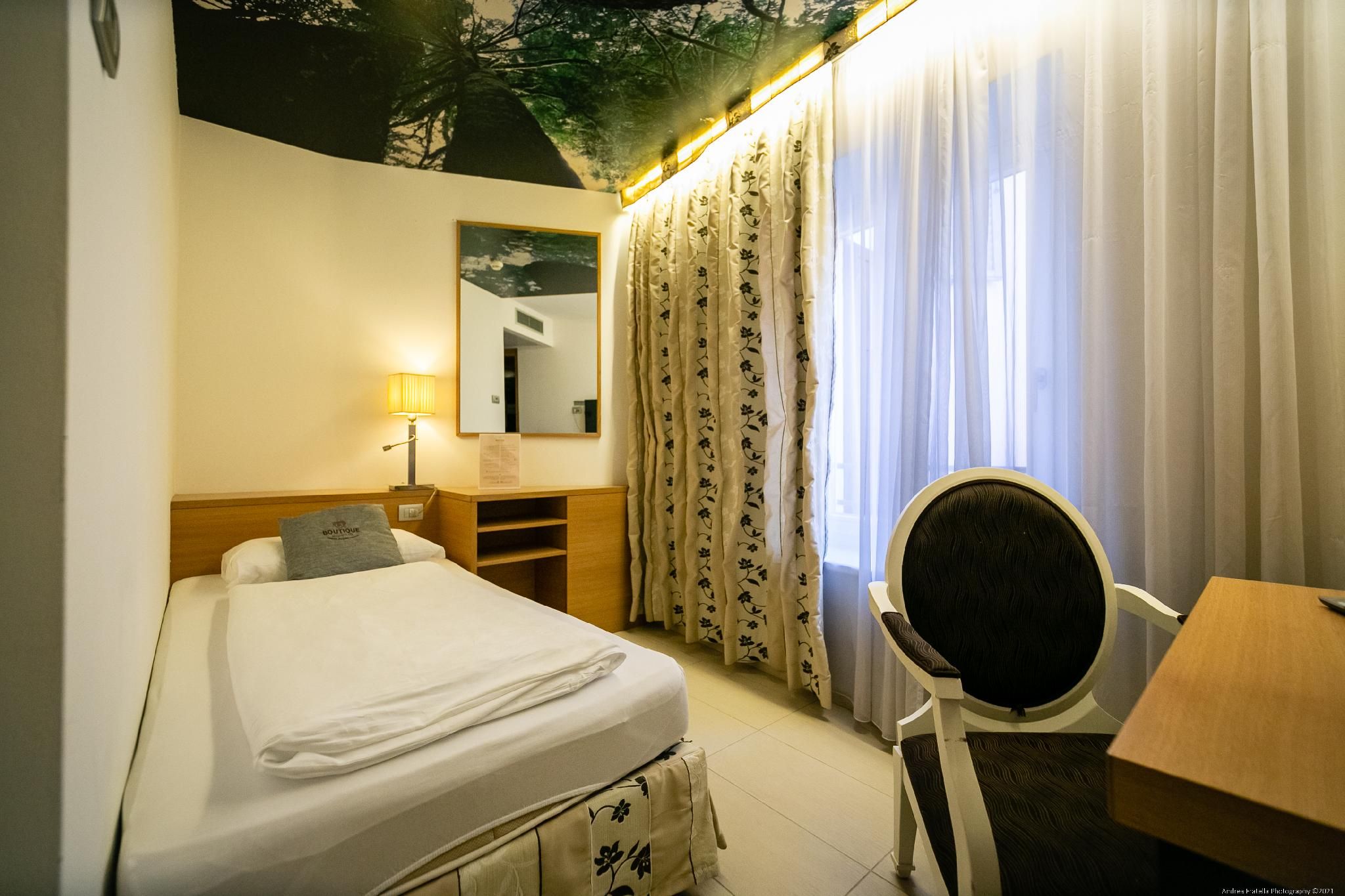 Economy Single Room