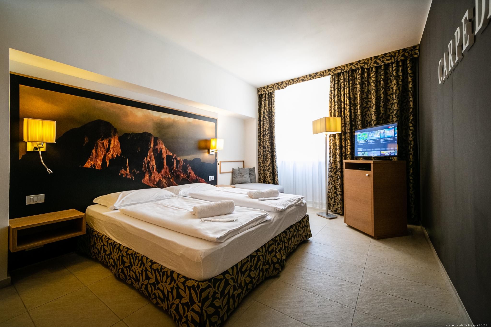 Deluxe Suite D