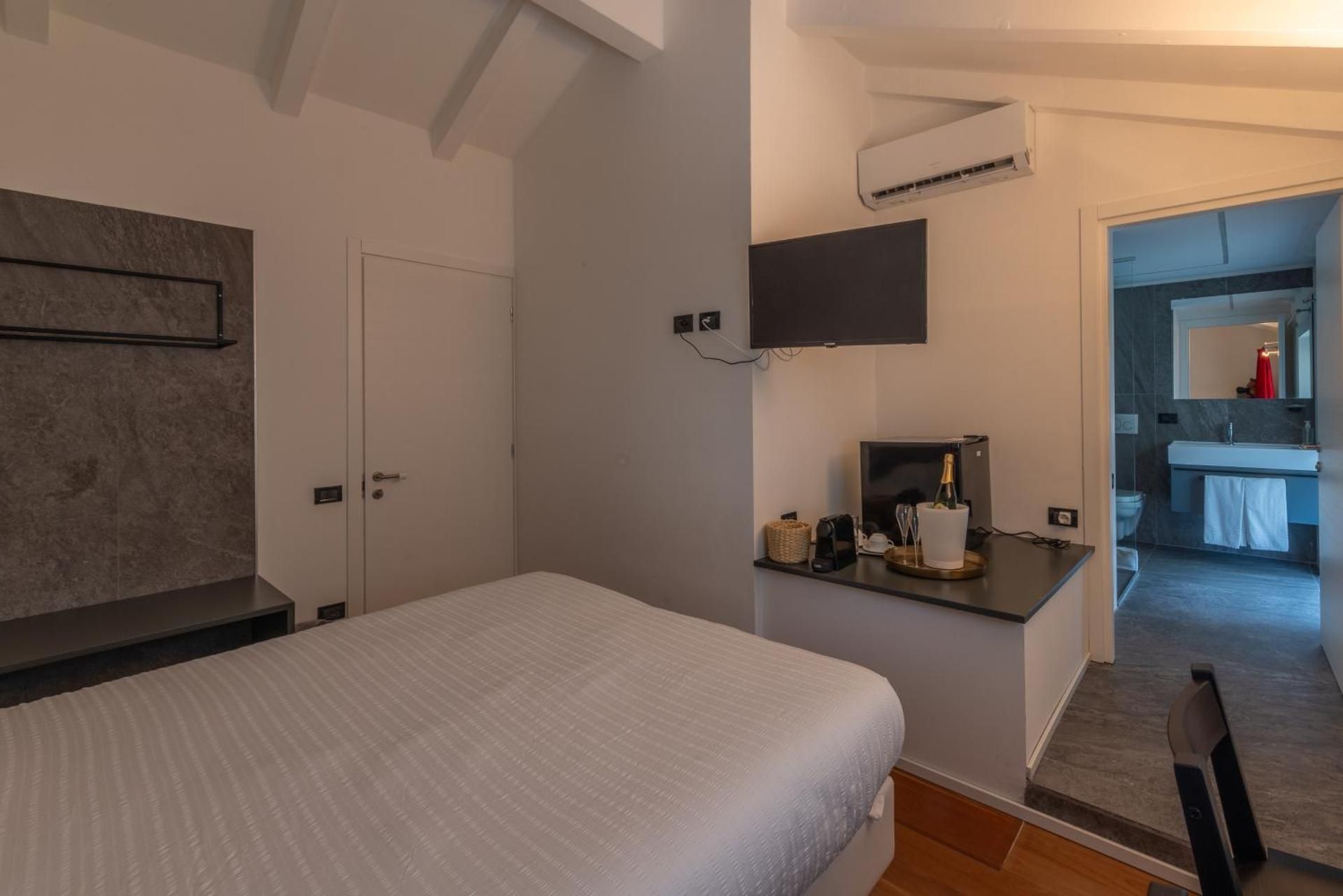 La Barchessa Loft & Rooms - Free parking Economy Double Room 3