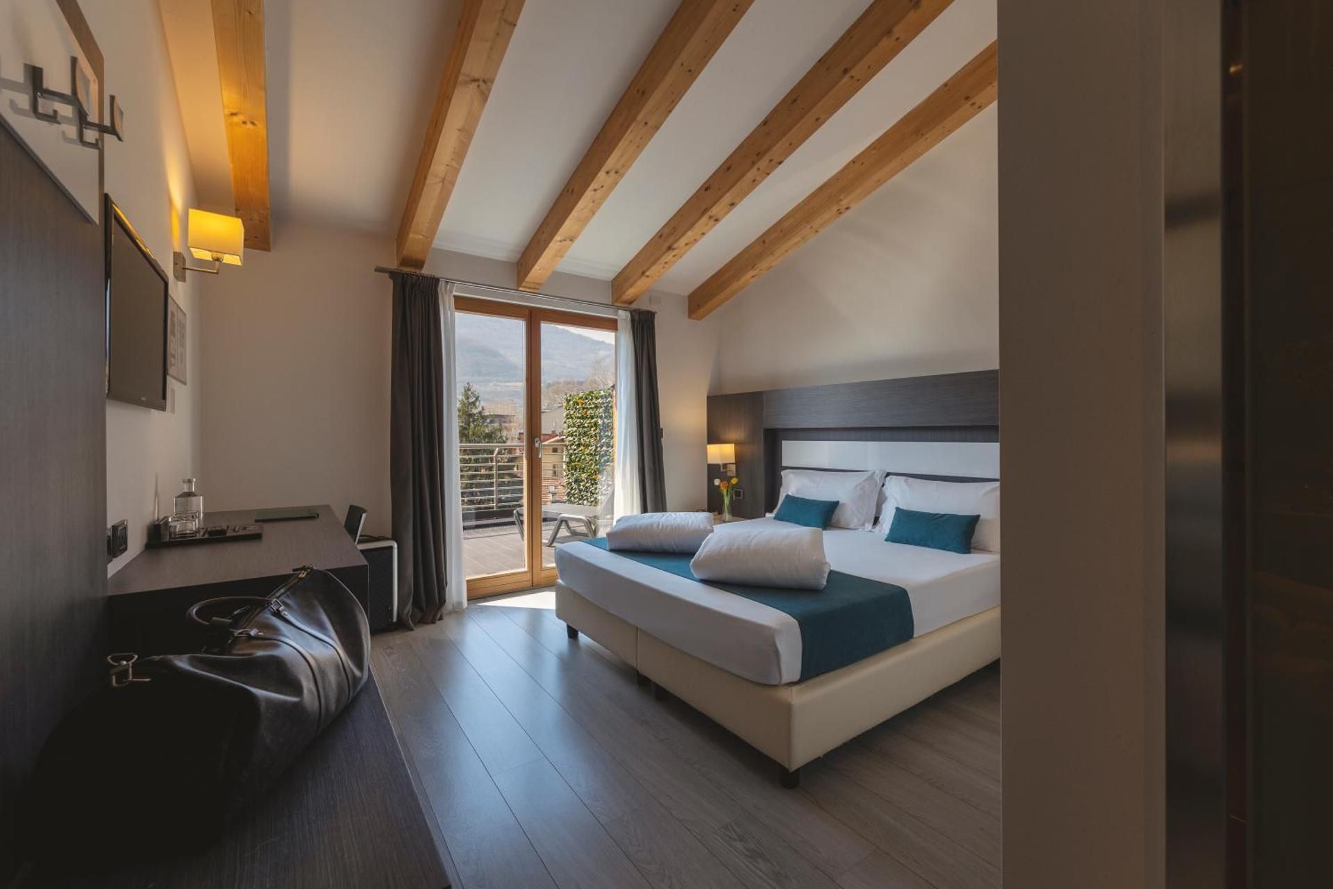Superior Double Room with Hot Tub