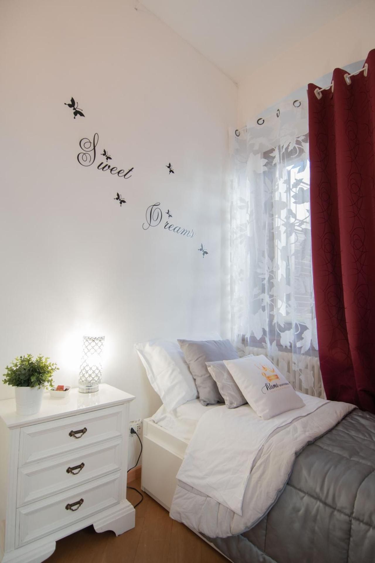Triple Room with Shared Bathroom