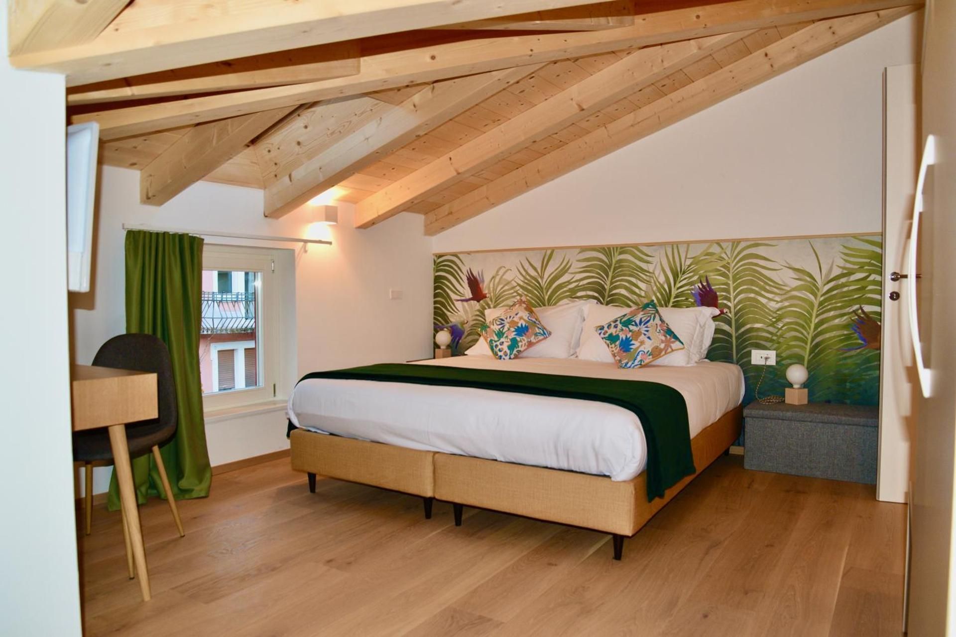 Triple Room with Shared Bathroom